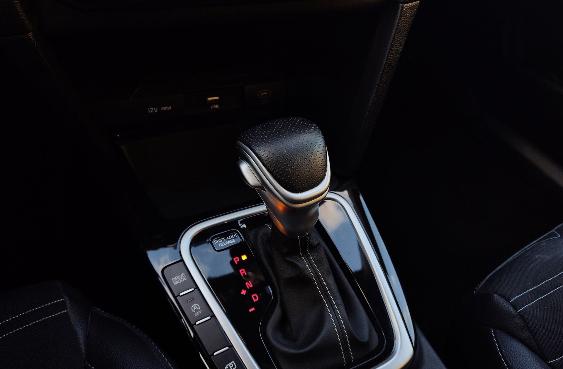 Kia Ceed 1.0 MHEV Style Edition DCT - foto 5
