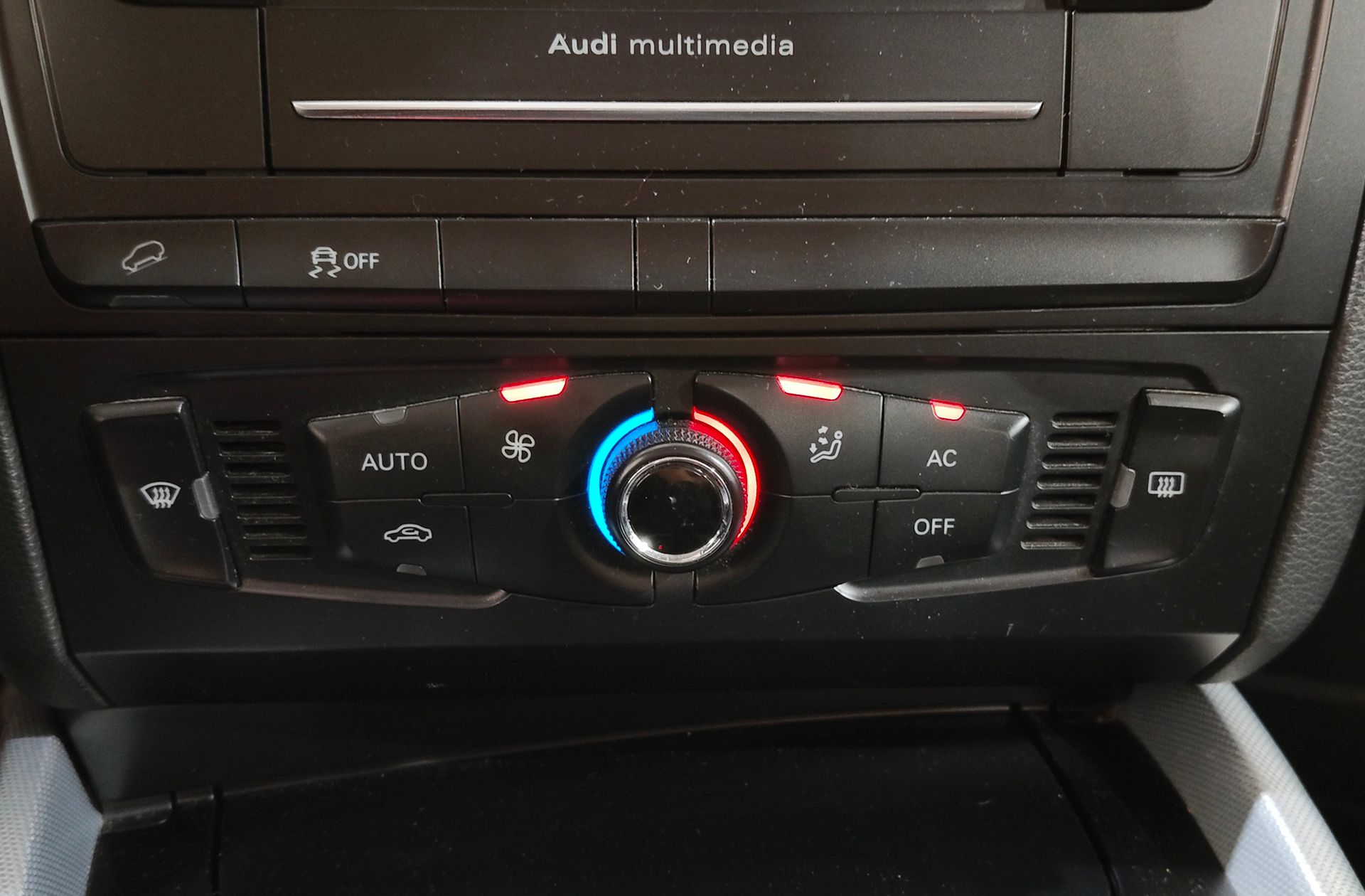 Audi Q5 2.0 TDI quattro S tronic - foto 32