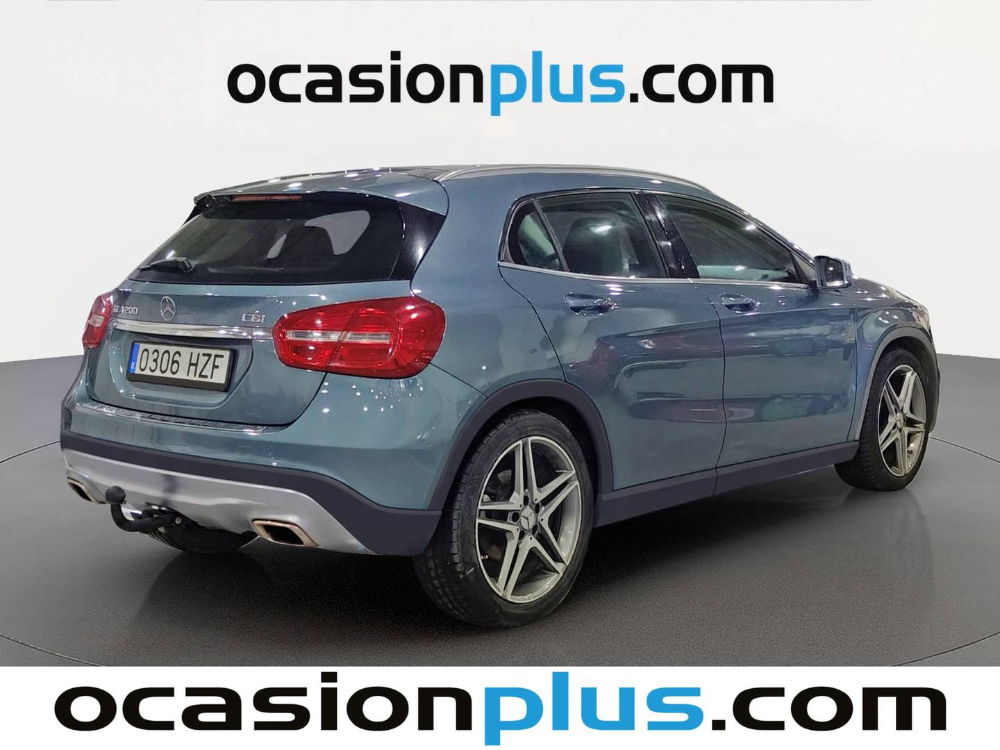 Foto trasera Mercedes GLA Mercedes GLA 200 CDI AMG Line (136 CV) derecha