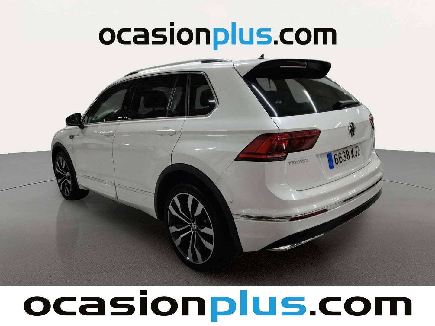 Foto Volkswagen Tiguan Volkswagen Tiguan Sport 2.0 TDI BMT 4Motion Pack R-line (240 CV) DSG