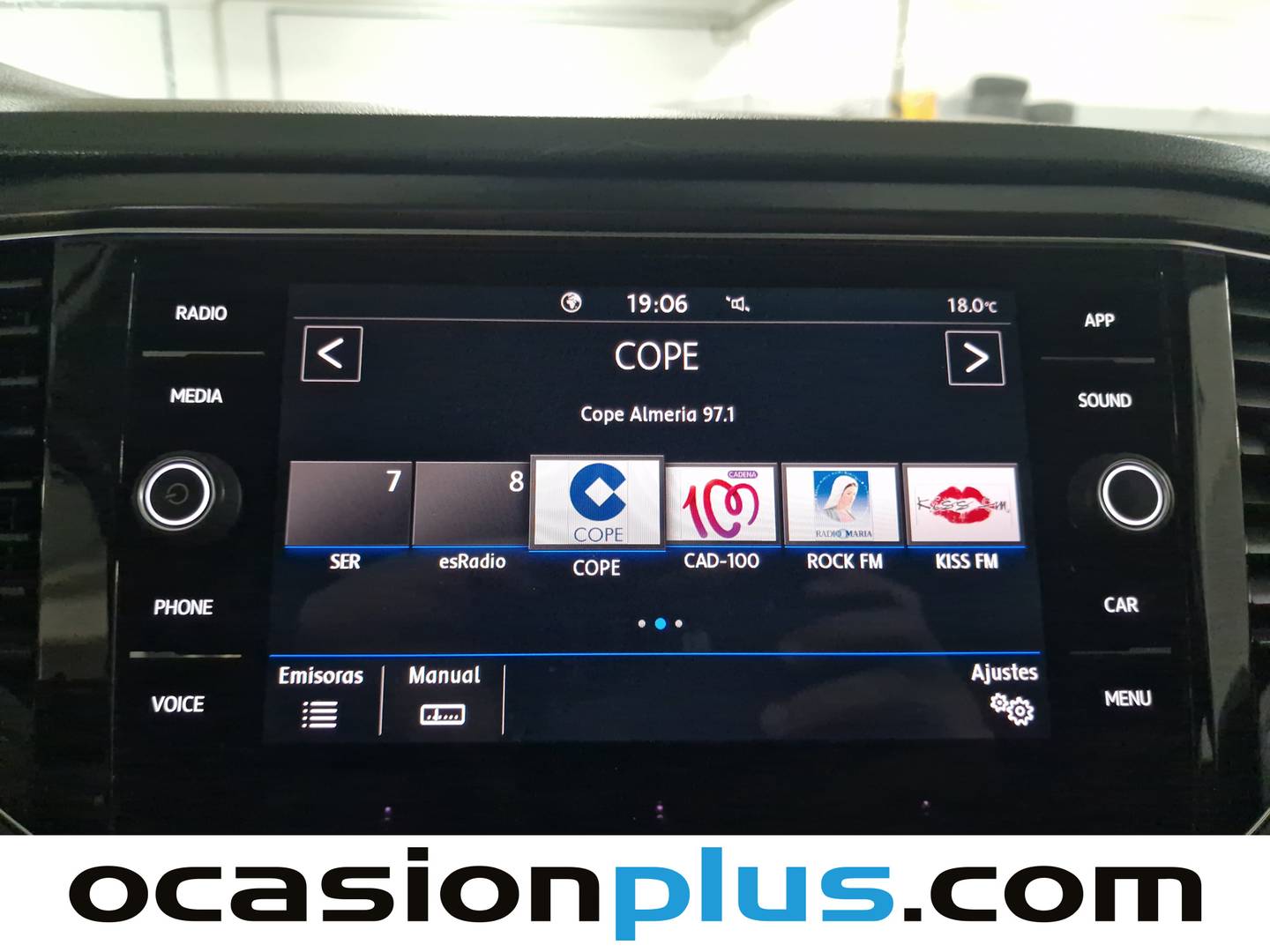 Foto Volkswagen T-Roc Volkswagen T-Roc Advance 1.6 TDI (115 CV)