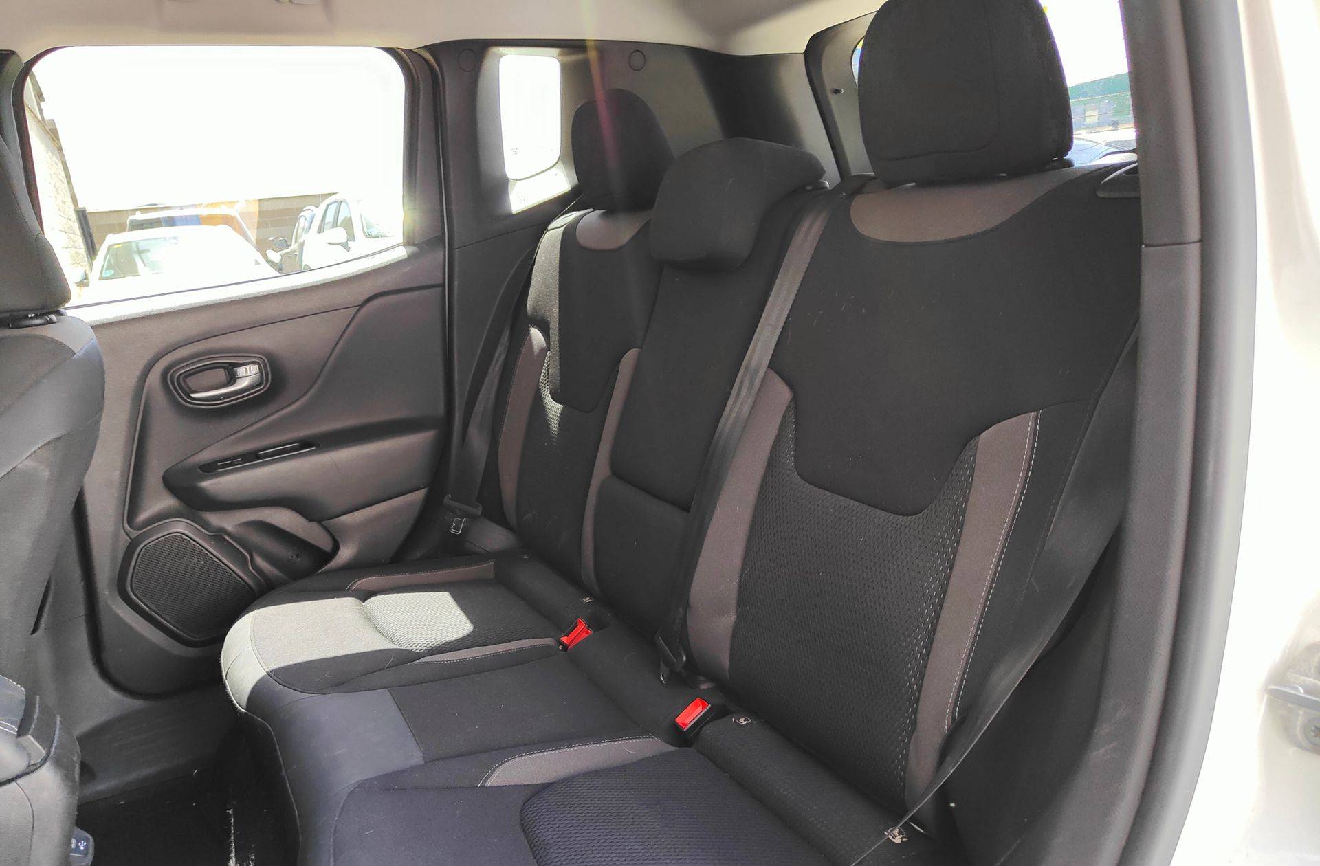Jeep Renegade 1.6 MultiJet Limited 4x2 - foto 12