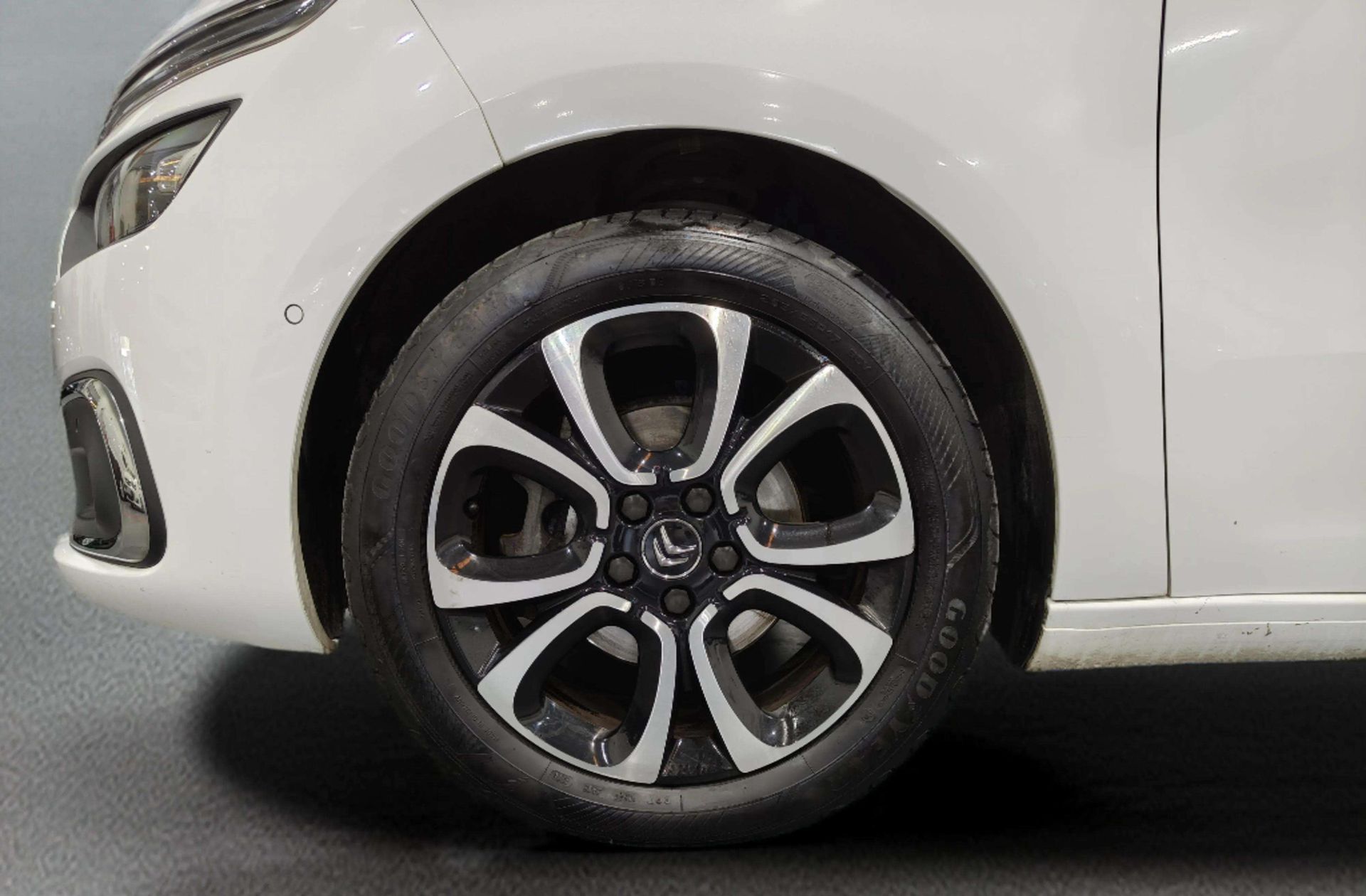 Citroën C4 Grand SpaceTourer BlueHDi 130 Shine Pack EAT8 7 plazas - foto 39