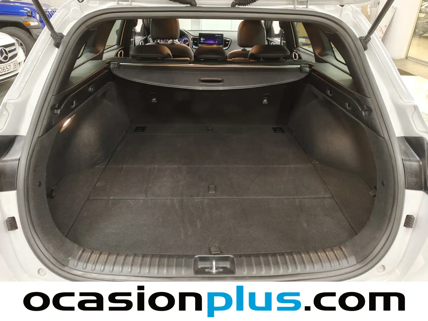 Foto KIA Ceed Tourer Kia Ceed Tourer 1.0 MHEV Style Edition DCT (100 CV)