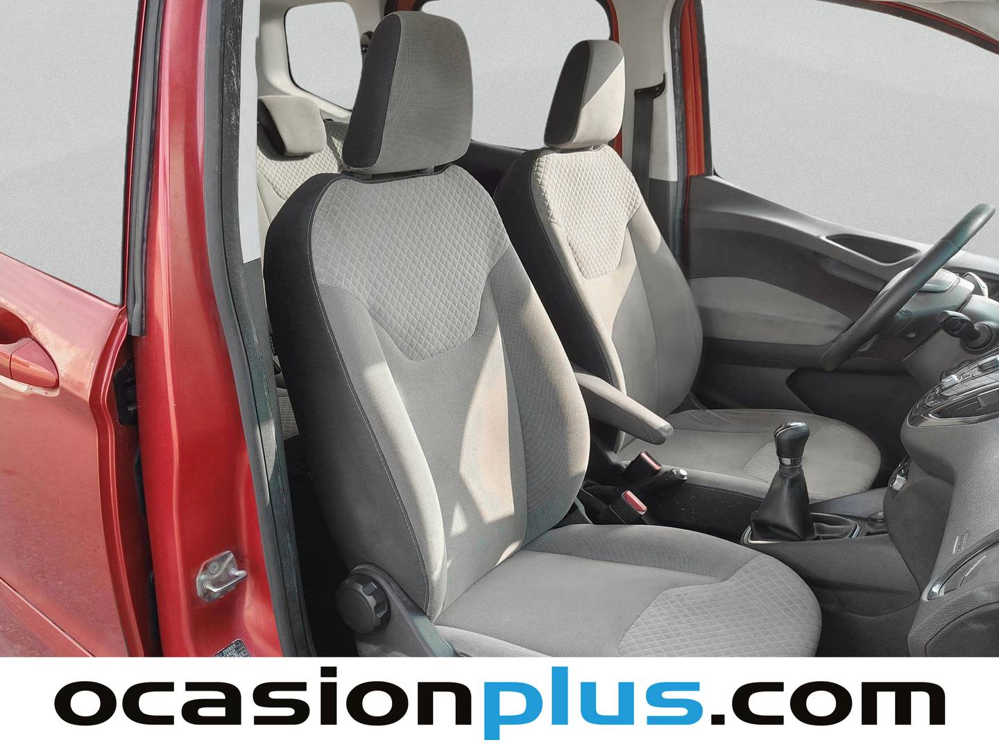 Ford Tourneo Courier Ford Tourneo Courier 1.6 TDCi Titanium (95 CV) manual