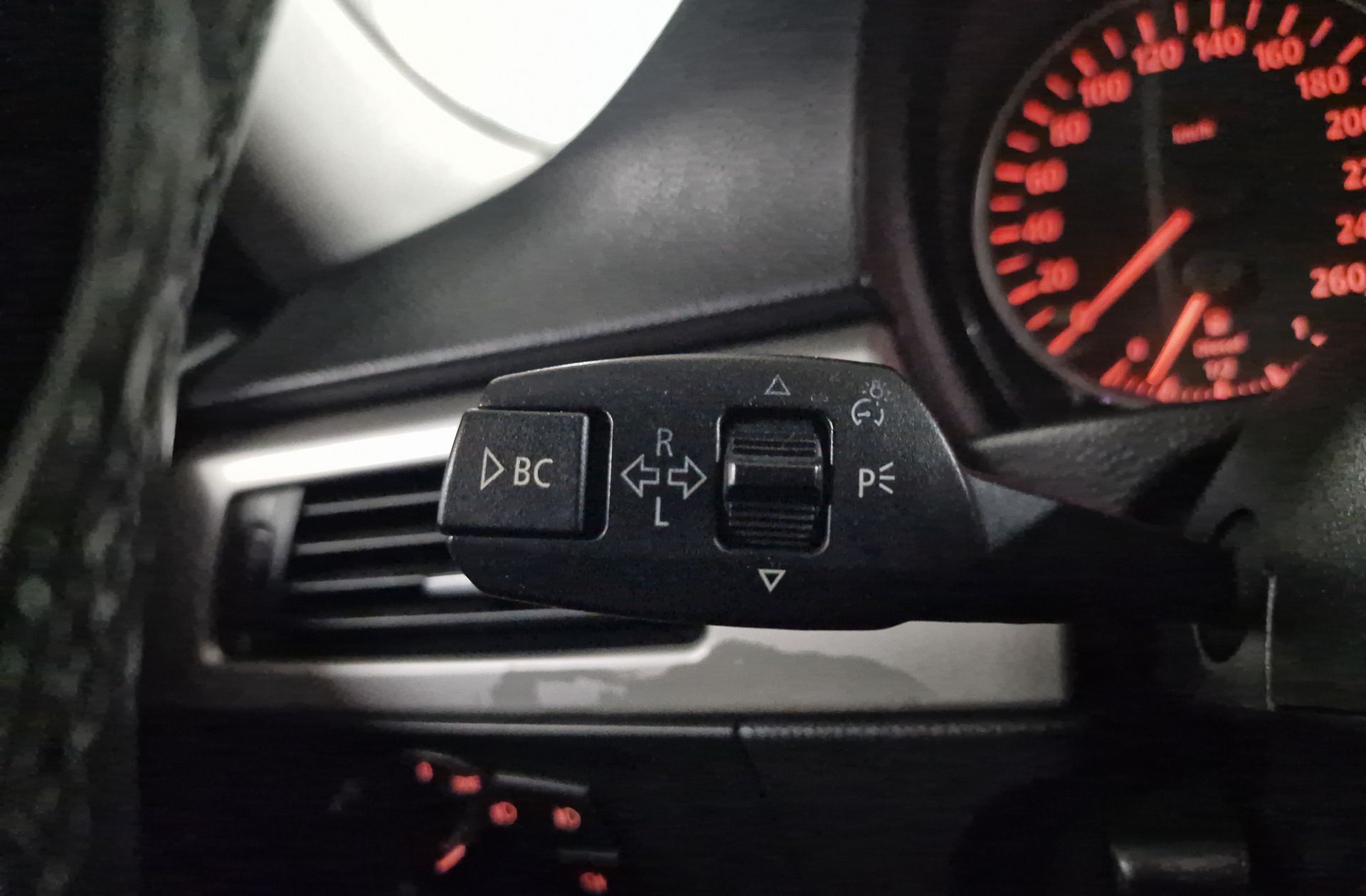 BMW Serie 3 318d - foto 20