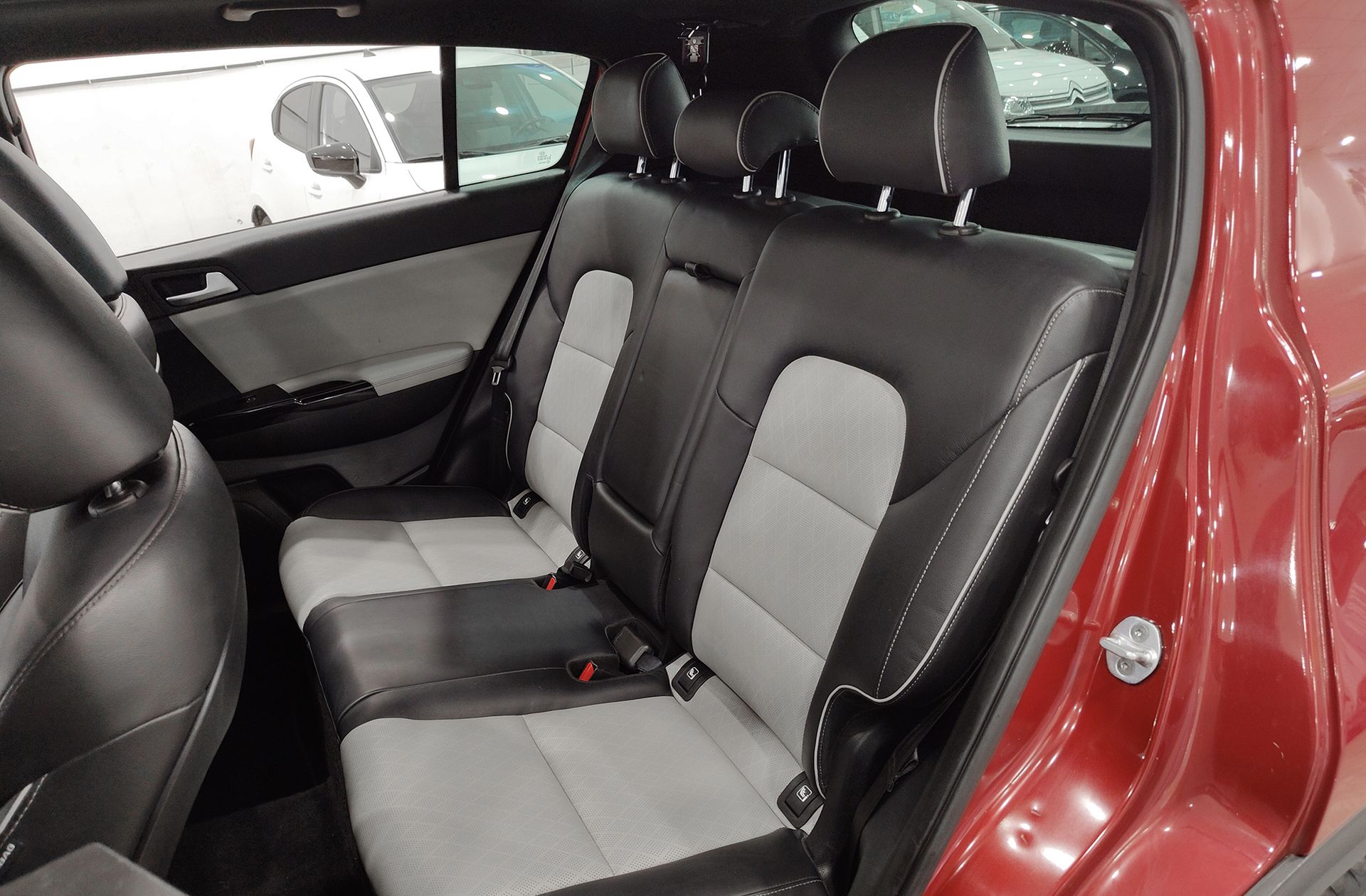 Kia Sportage 2.0 CRDi GT Line 4x4 - foto 15