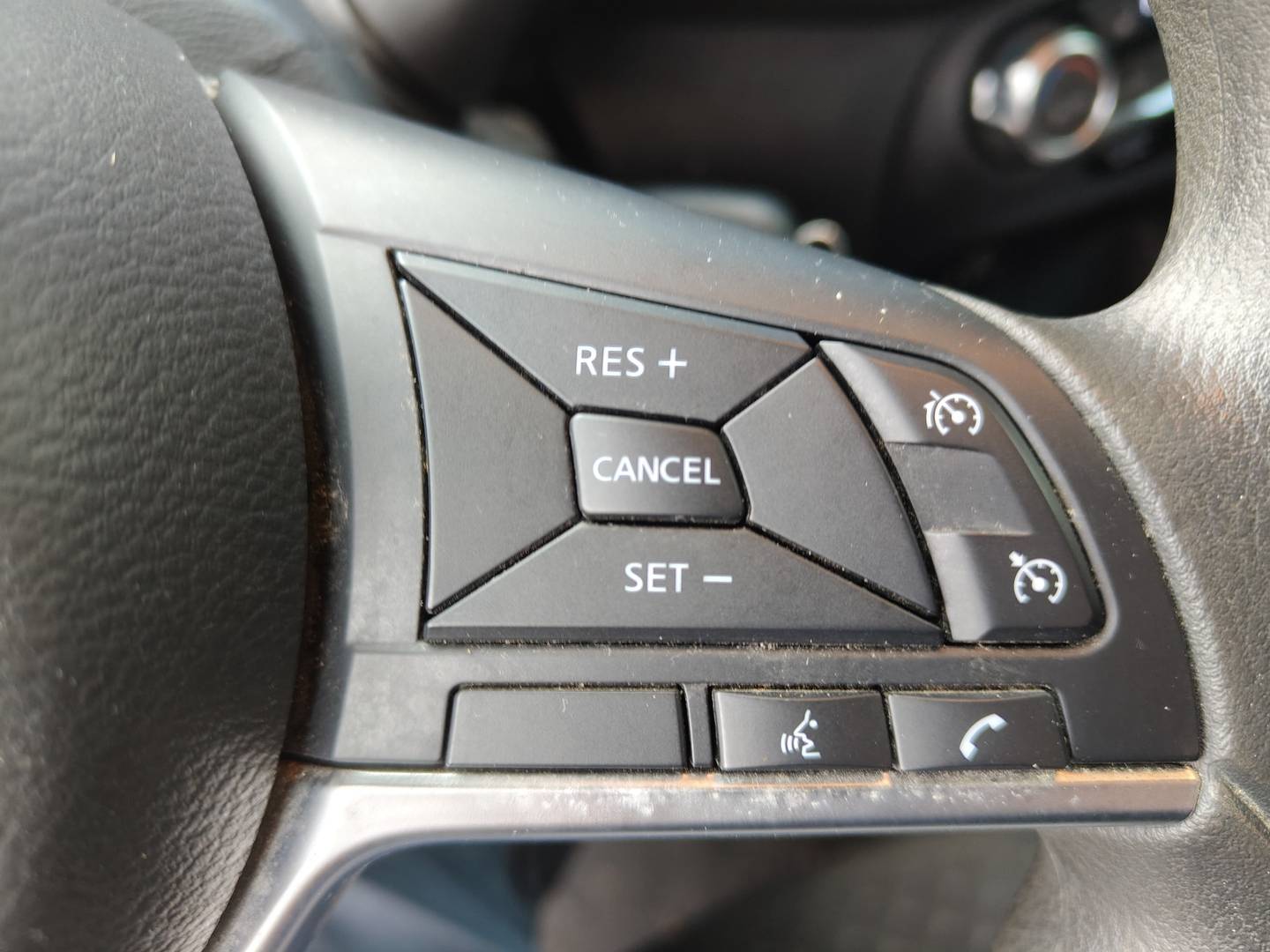 Foto Nissan JUKE Nissan Juke DIG-T Acenta (114 CV)