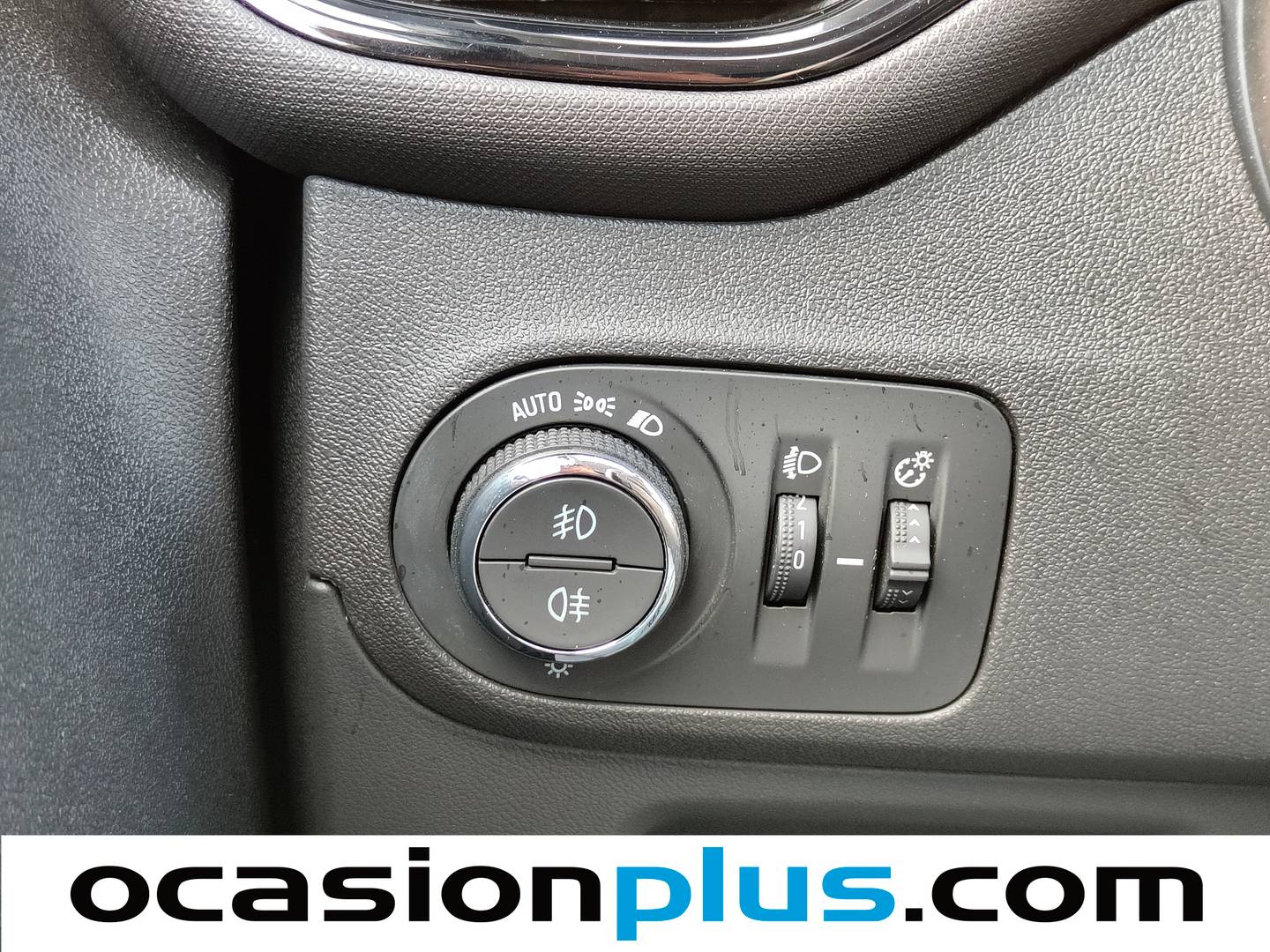 Acabados Opel Crossland X Opel Crossland X 1.2 S&S Design Line (110 CV)
