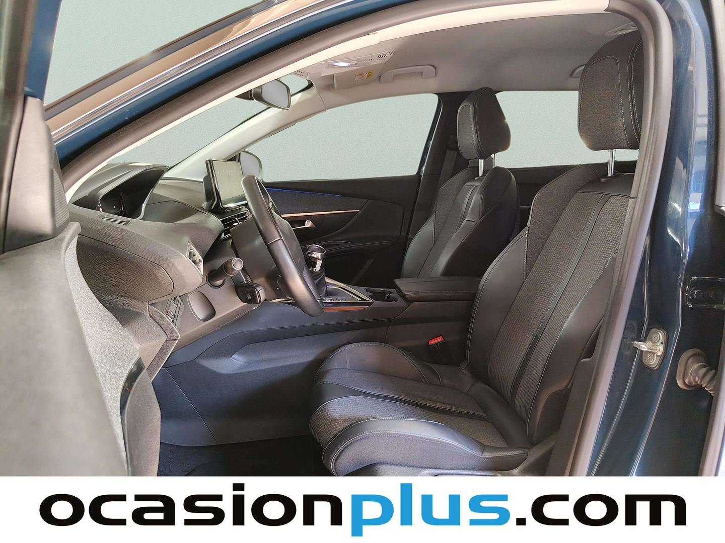 Foto asientos delanteros Peugeot 5008 Peugeot 5008 PureTech 130 S&S Allure Pack (130 CV) 7 Plazas
