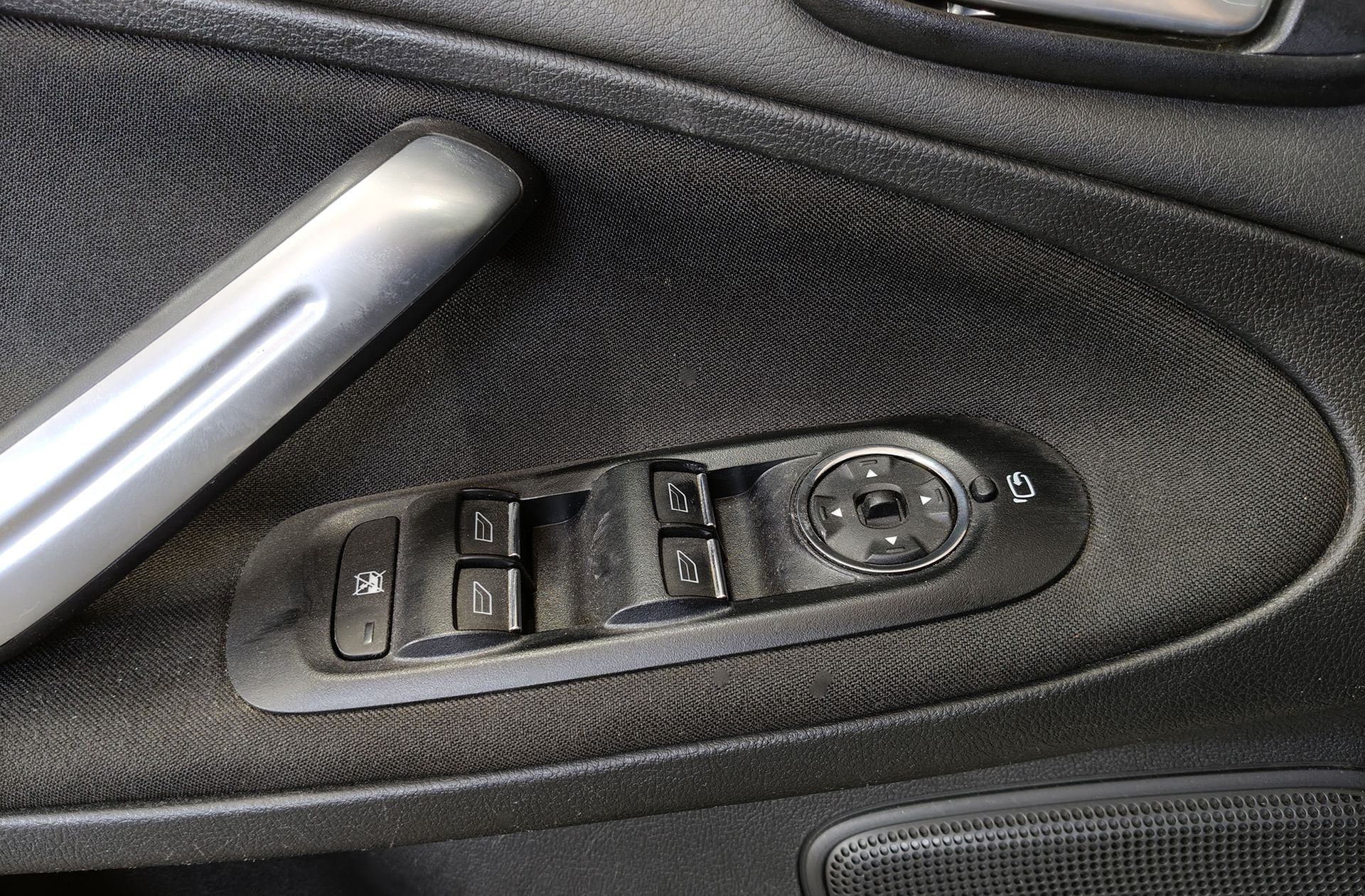 Ford S-Max 2.0 TDCi Trend Powershift - foto 27