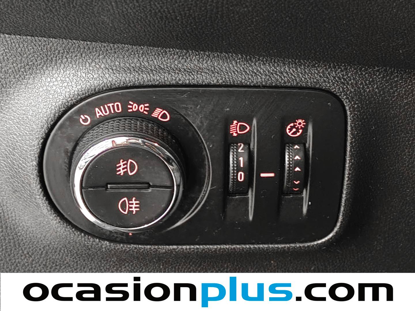 Equipamiento del Opel Corsa Opel Corsa 1.4 Selective (90 CV)