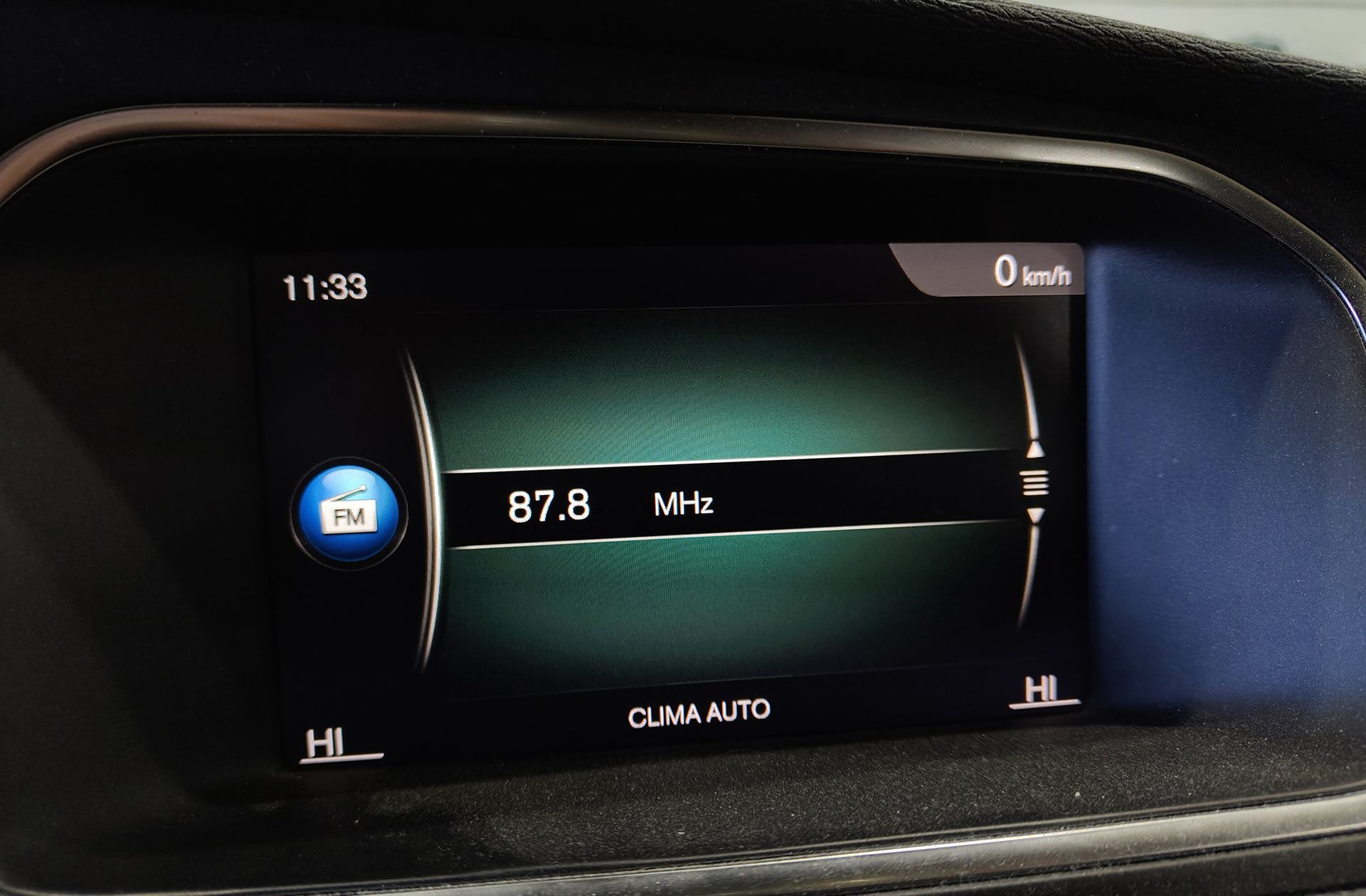Volvo V40 D3 Momentum - foto 32