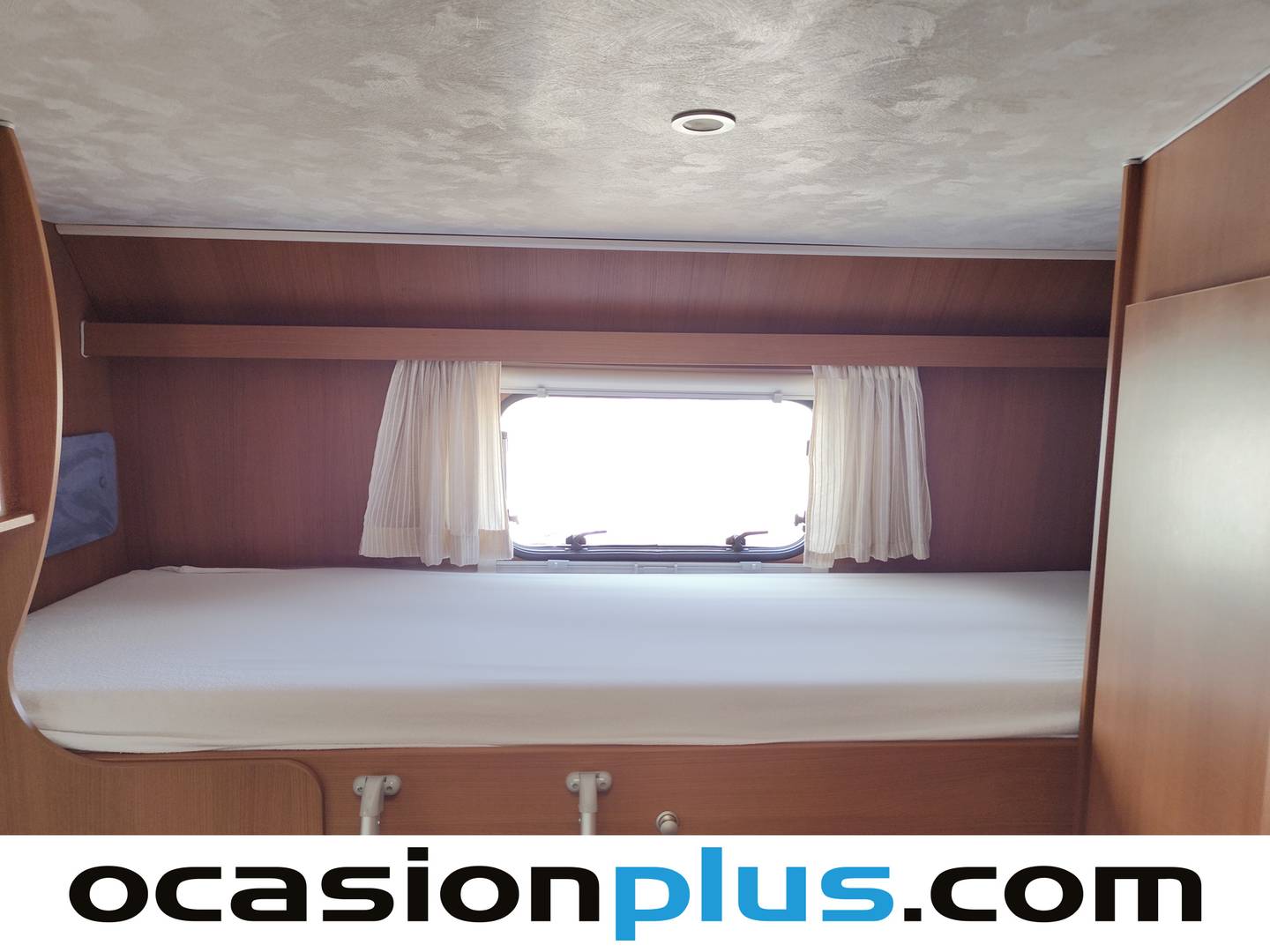 Elnagh M 200 Elnagh M 200 2.3D Baron 47 D (130 CV) 7 Plazas manual
