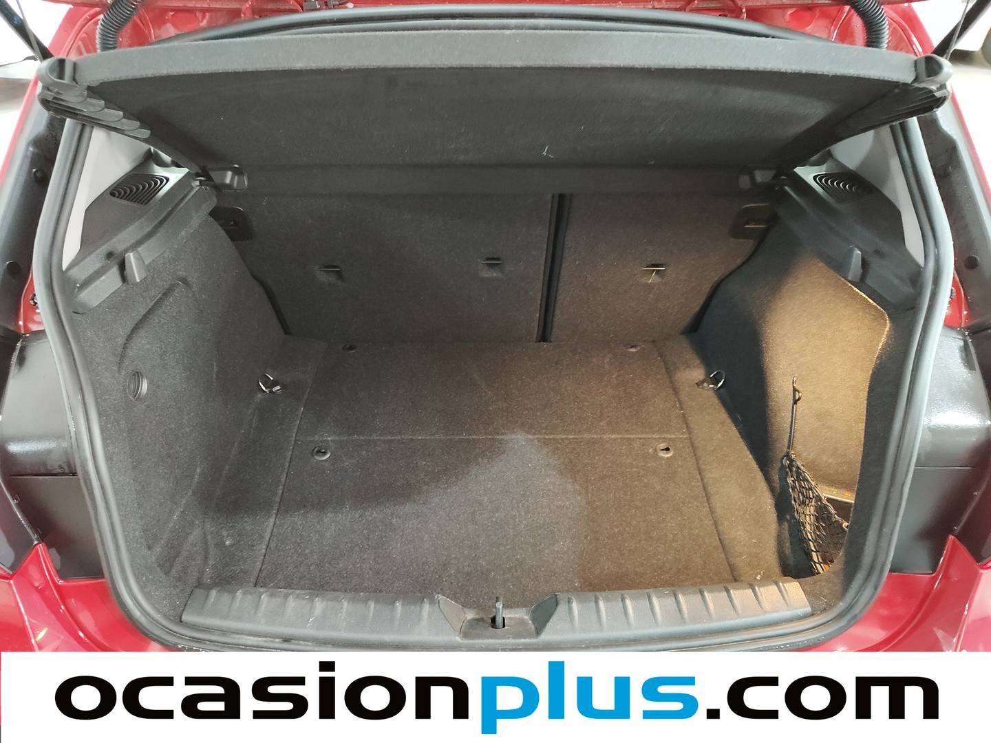 Fotos maletero BMW Serie 1 BMW Serie 1 118i  (136 CV)