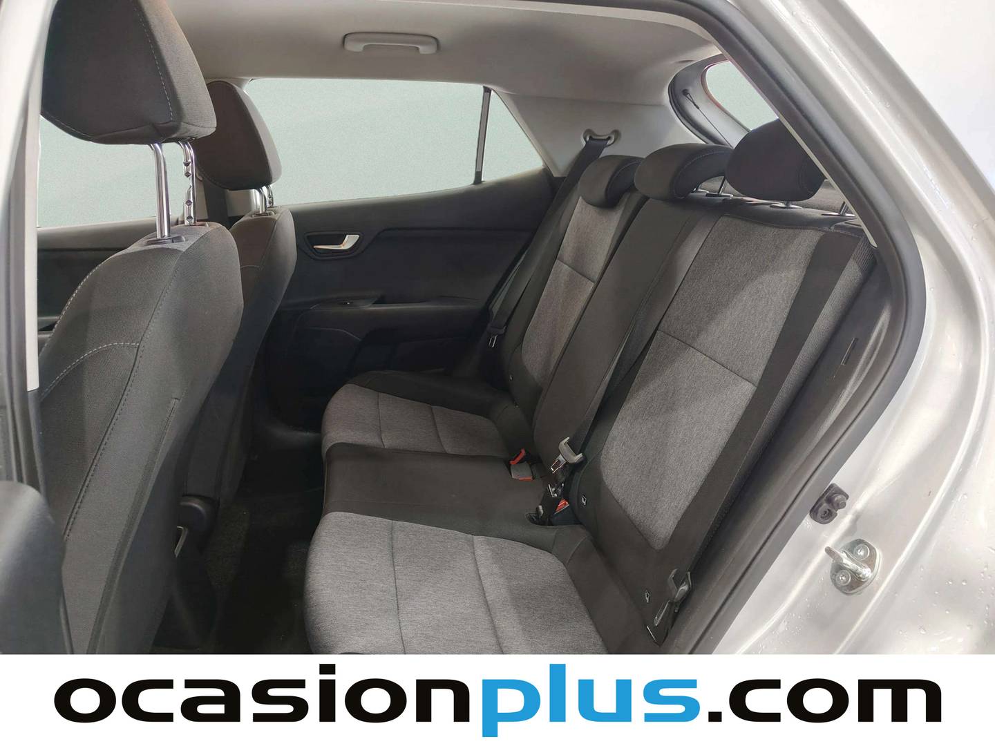 Foto asientos traseros KIA Stonic KIA Stonic 1.2 DPi Drive (79 CV)