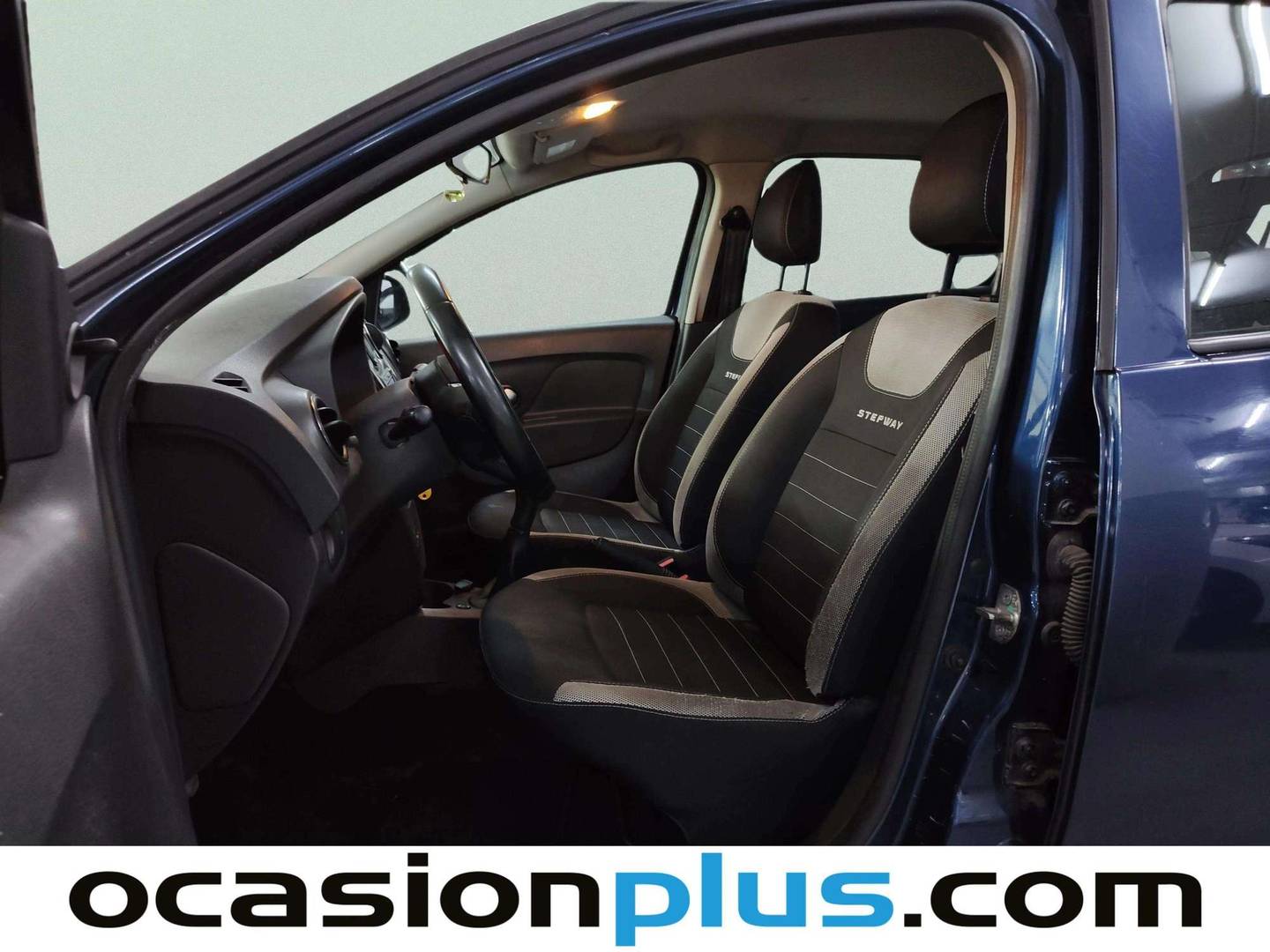 Foto asientos delanteros Dacia Sandero Dacia Sandero Stepway TCe (90 CV) GLP