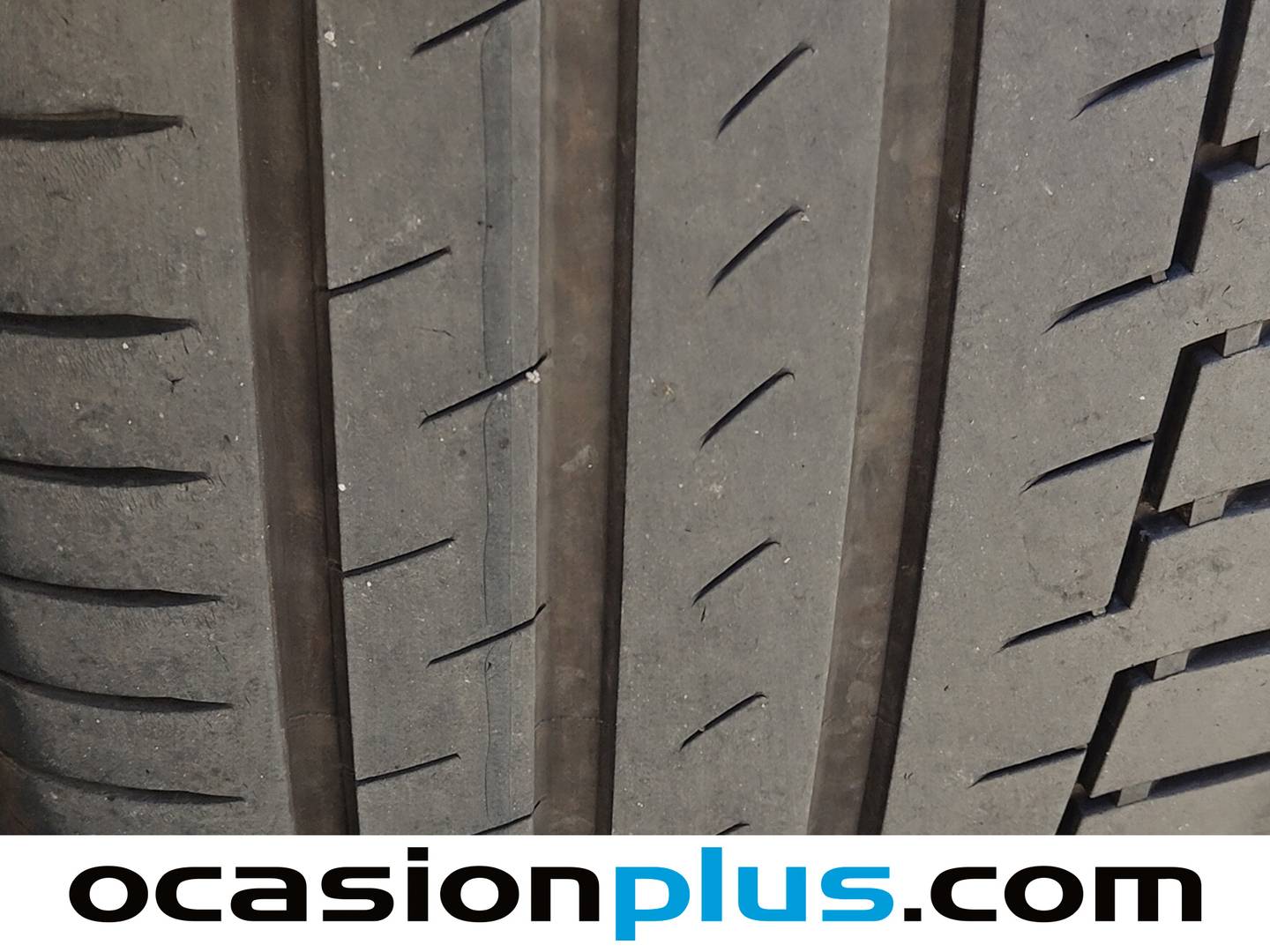 Foto Land Rover Range Rover Velar Land Rover Range Rover Velar D180 R-Dynamic S 4WD Auto (180 CV)