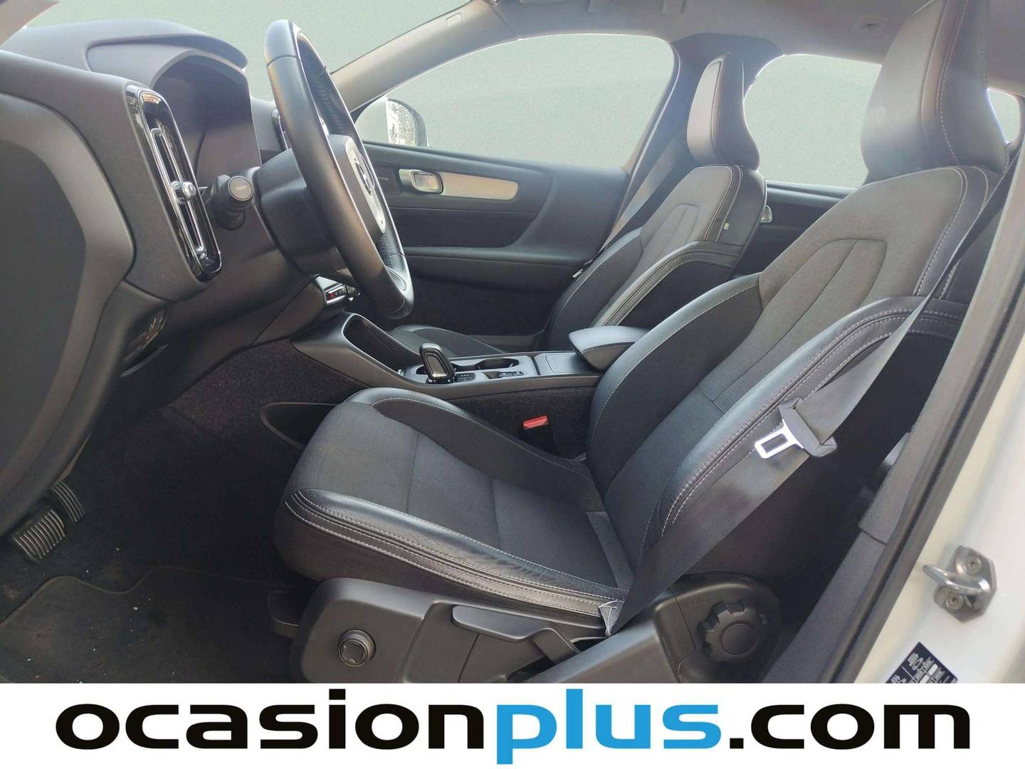 Foto asientos delanteros Volvo XC40 Volvo XC40 D3 Momentum Auto (150 CV)