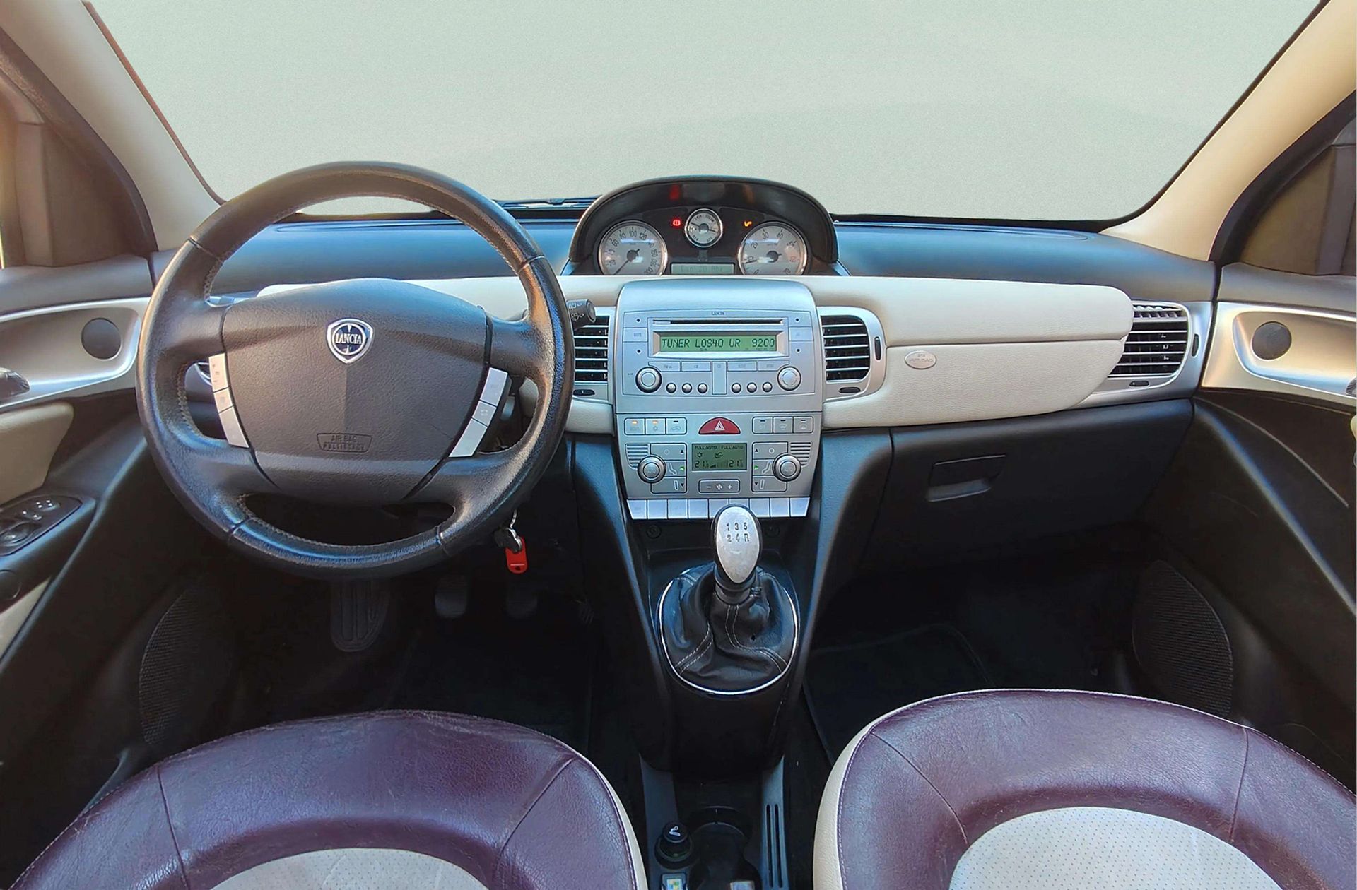 Lancia Ypsilon 1.4 Oro - foto 7