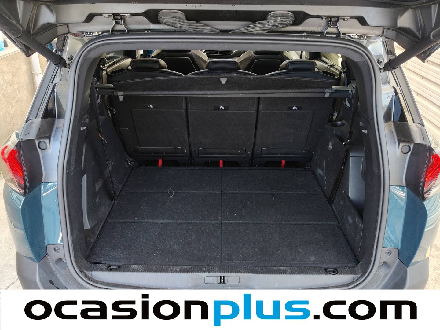 Fotos maletero Peugeot 5008 Hybrid Peugeot 5008 Hybrid 1.2 GT eDCS6 (136 CV) 7 Plazas