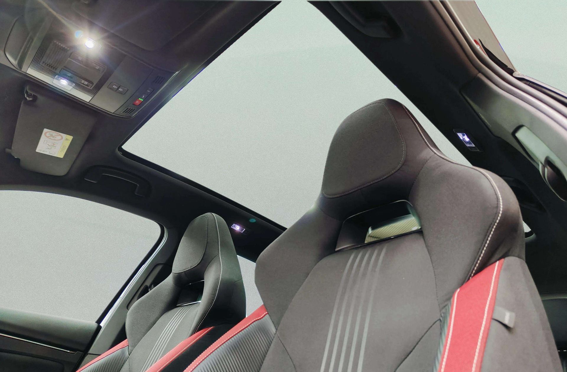 Škoda Kamiq 1.5 TSI Monte Carlo - foto 7
