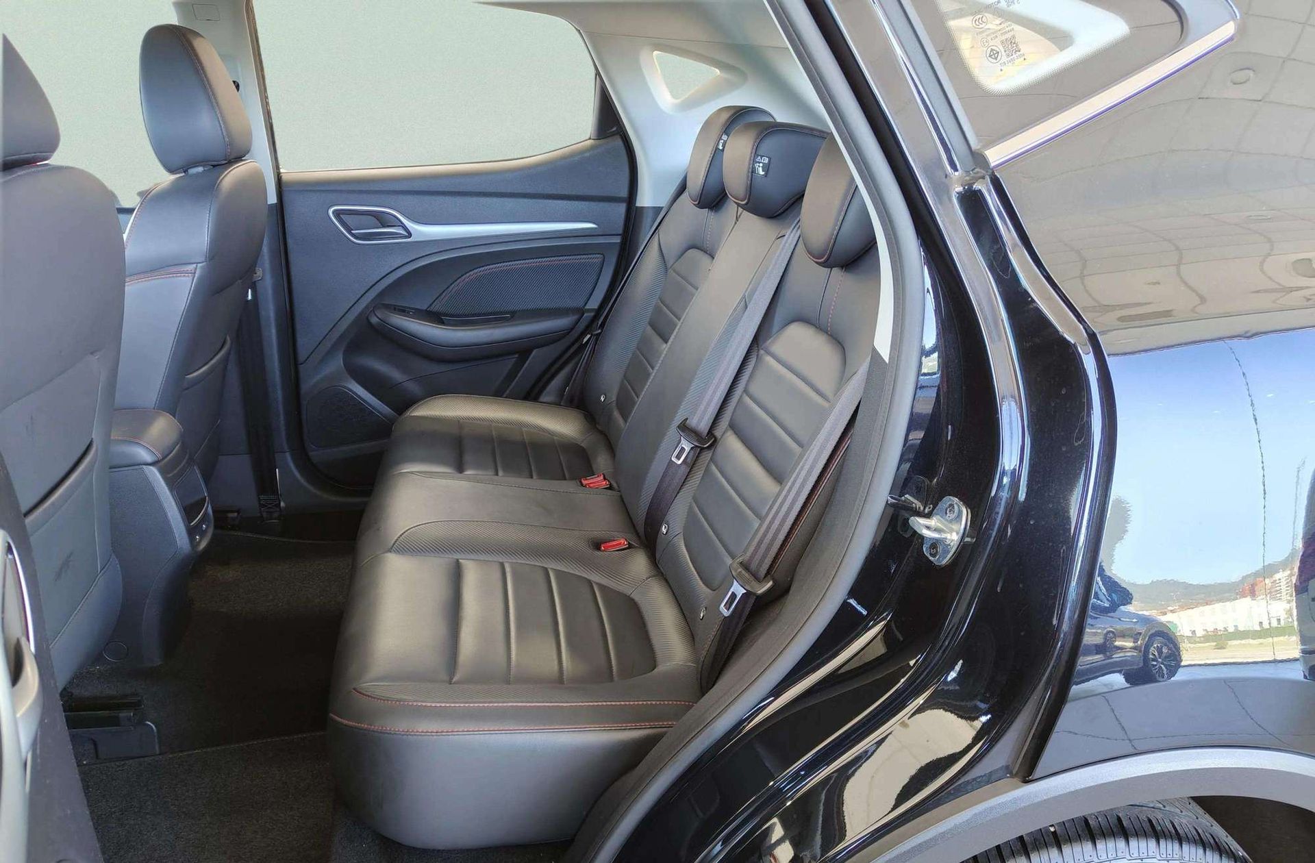 MG ZS 1.5 Luxury - foto 14