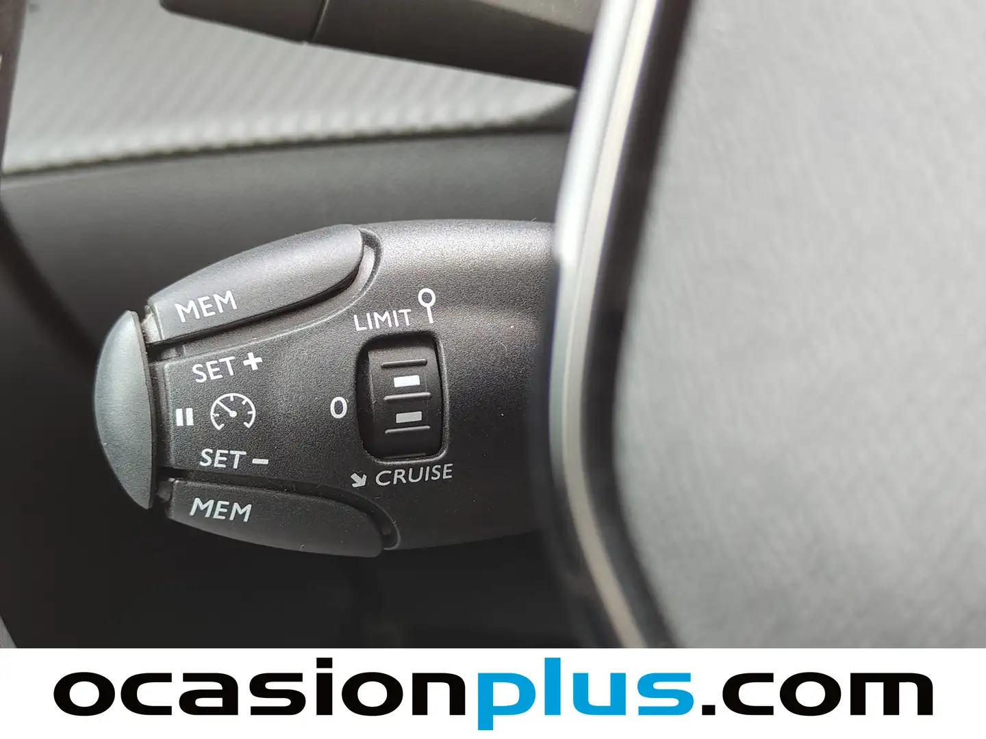 Foto Peugeot 208 Peugeot 208 PureTech 100 Allure (100 CV)