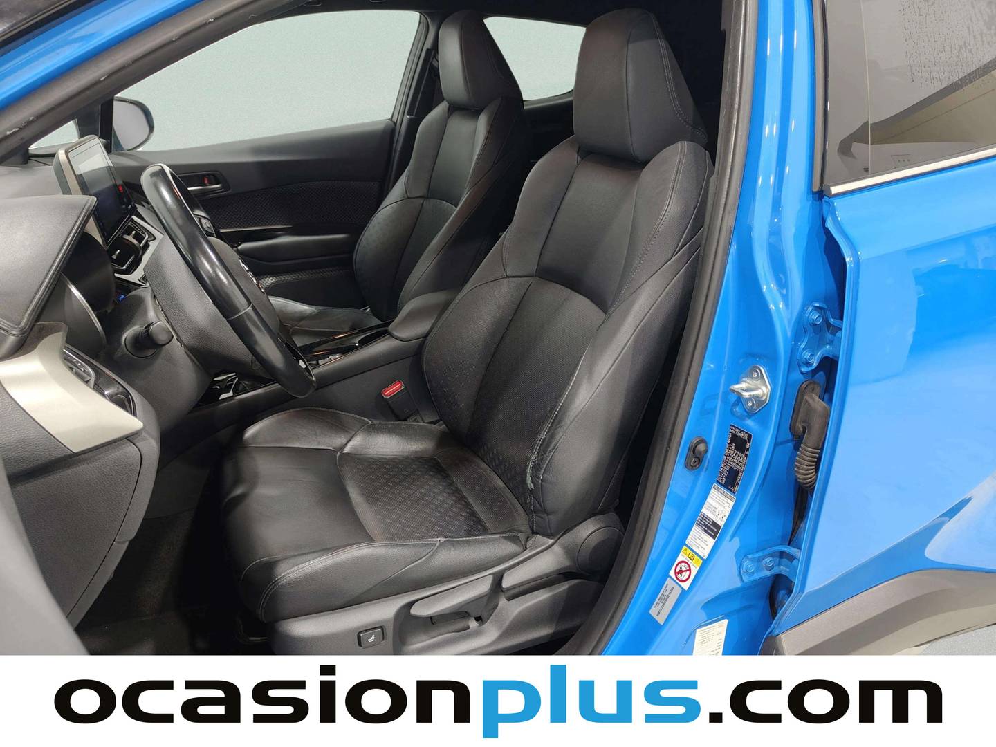 Foto asientos delanteros Toyota C-HR Toyota C-HR 1.8 125H Dynamic Plus (122 CV)