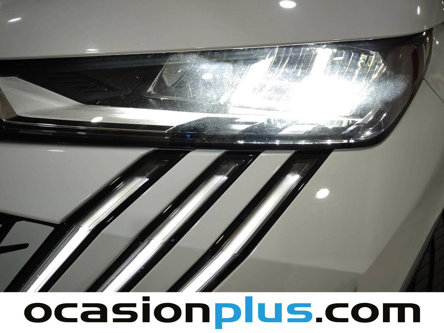 Acabados Peugeot 3008 Hybrid Peugeot 3008 Allure Hybrid eDCS6 (136 CV)