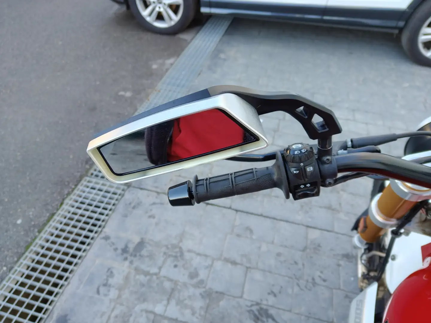 Foto Fantic Caballero Scrambler 500 Fantic Caballero Scrambler 500 500 (38 CV)