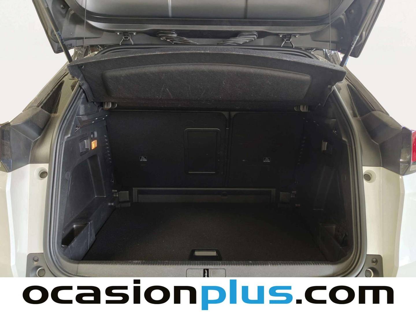 Fotos maletero Peugeot 3008 Peugeot 3008 PureTech 130 S&S Allure Pack EAT8 (130 CV)