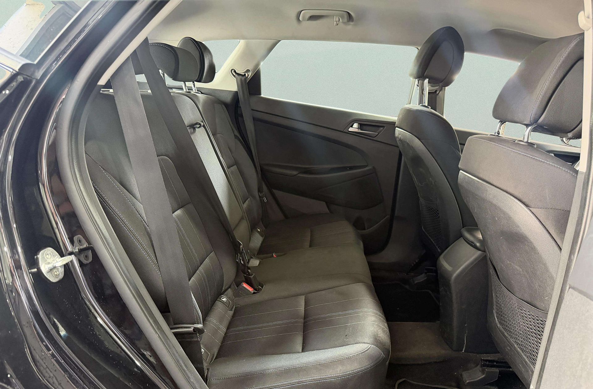 Hyundai Tucson 1.7 CRDi BlueDrive Essence 4x2 - foto 13