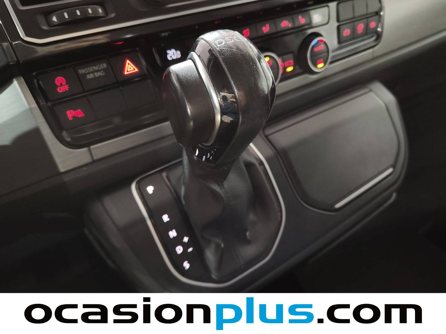 Volkswagen Caravelle Volkswagen Caravelle Premium Batalla Larga 2.0 TDI BMT (150 CV) DSG de segunda mano