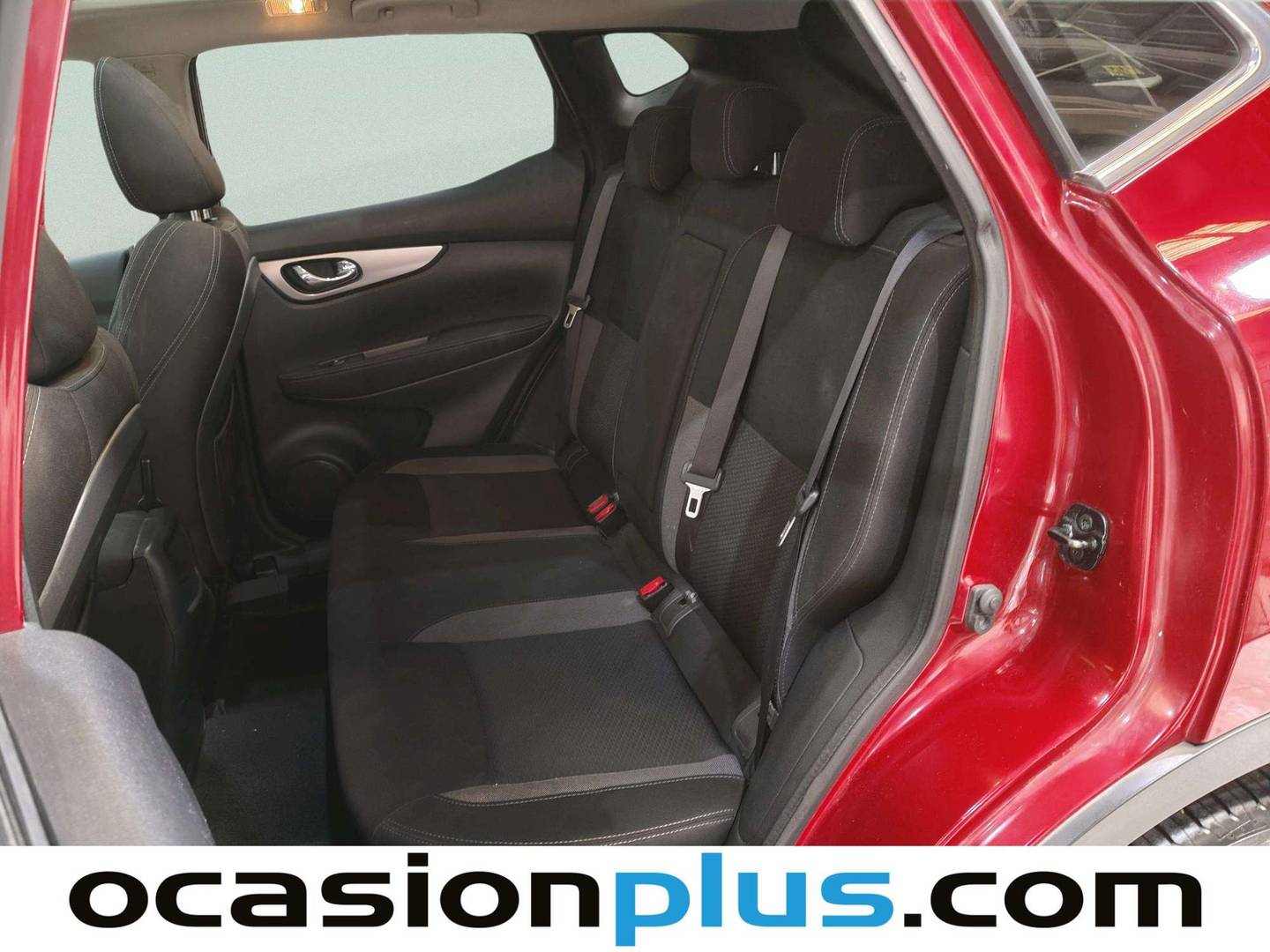 Foto asientos traseros Nissan QASHQAI Nissan Qashqai DIG-T 115 N-Connecta 4x2 (115 CV)