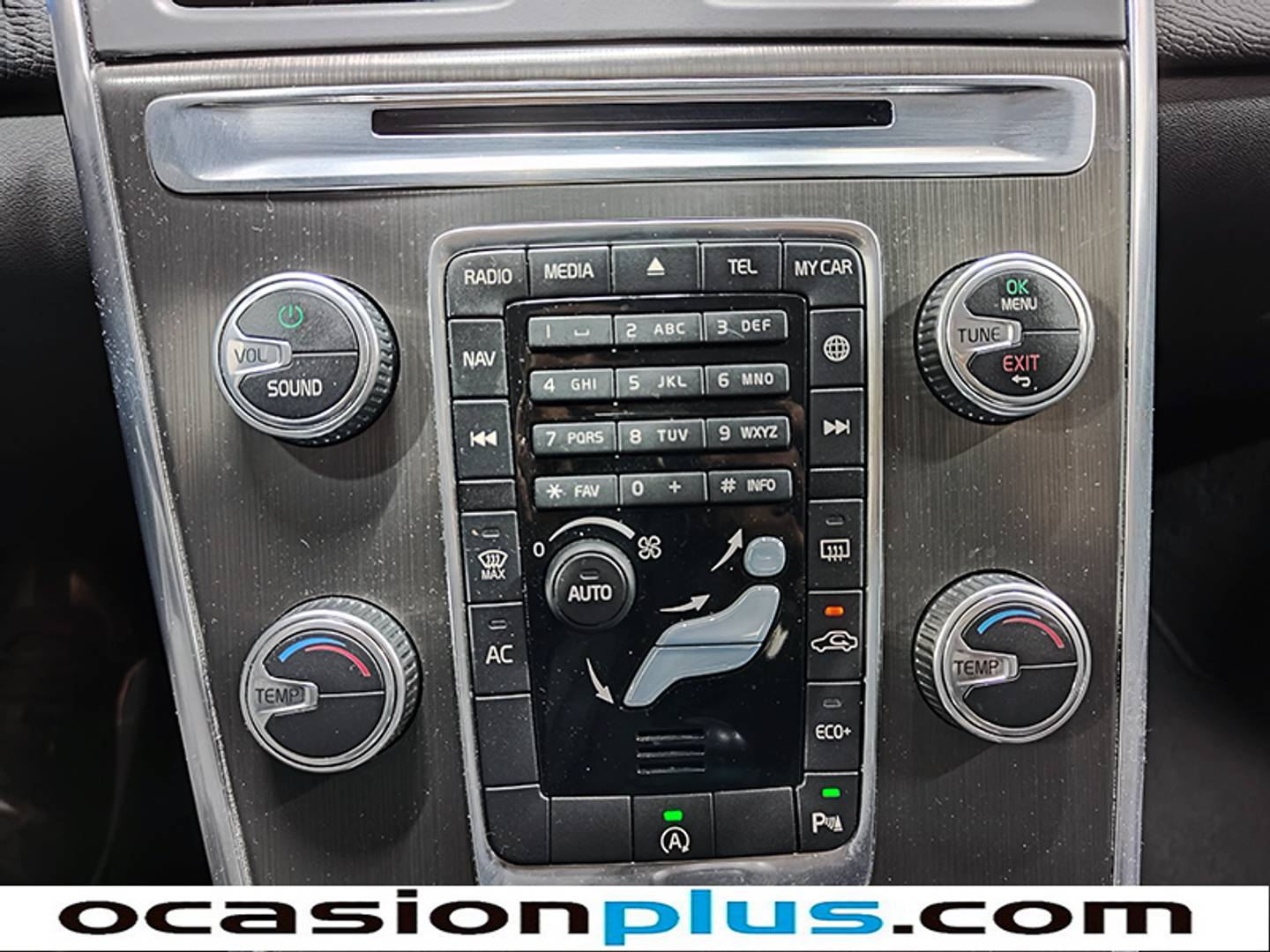 Foto Volvo XC60 Volvo XC60 D4 Momentum Auto (181 CV)