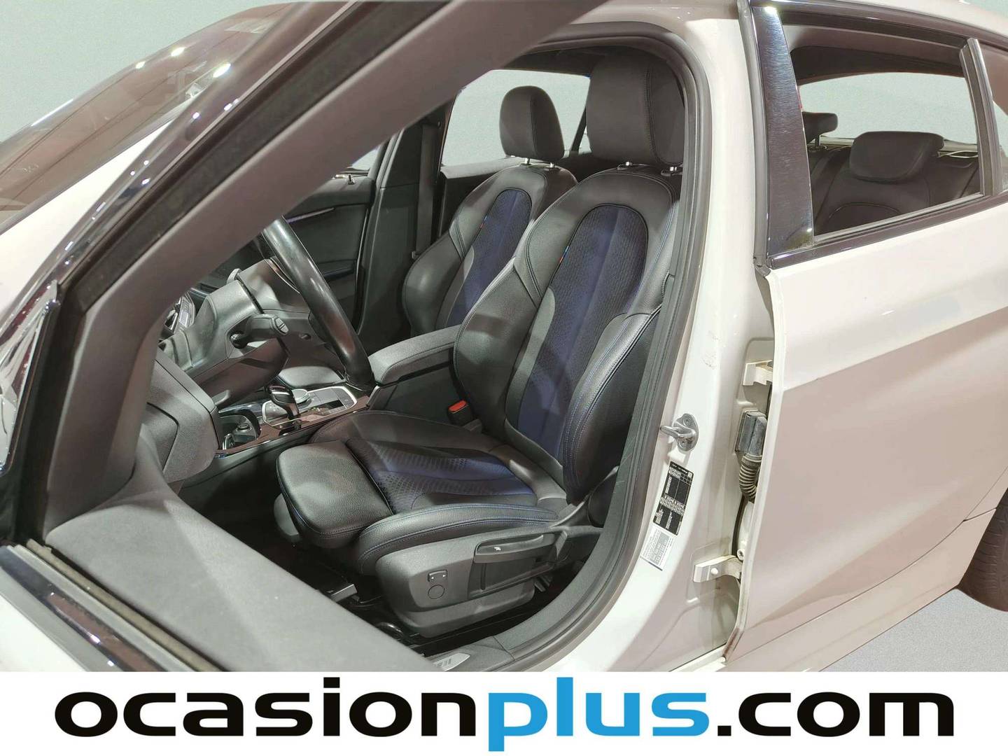 Foto BMW Serie 1 BMW Serie 1 118d Business (150 CV) Pack M