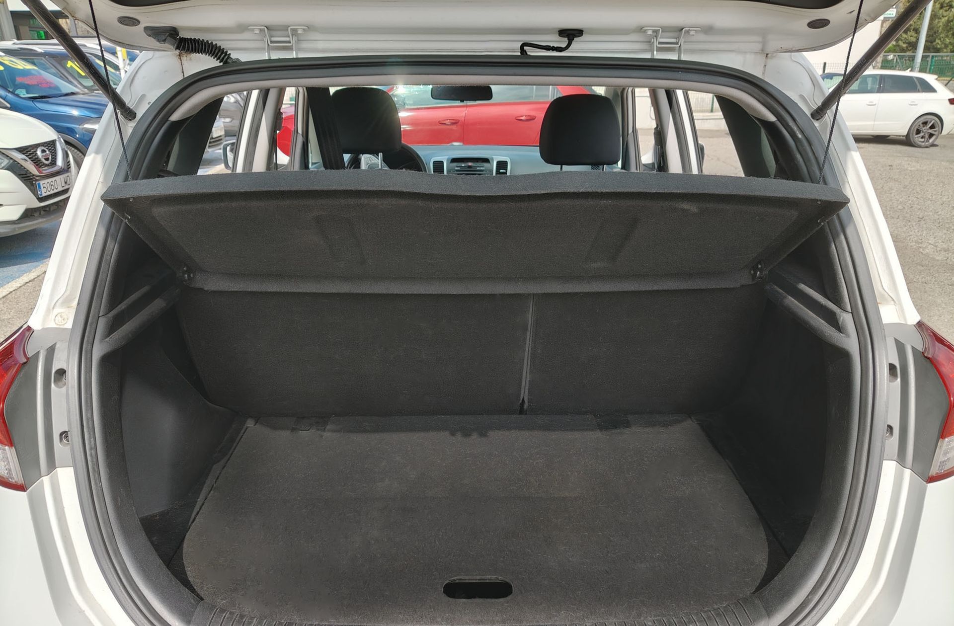 Hyundai ix20 1.4 MPI BlueDrive Tecno - foto 12