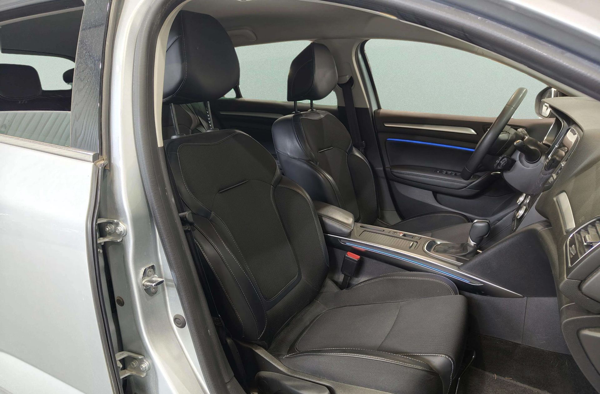 Renault Mégane Techno TCe EDC GPF - foto 19