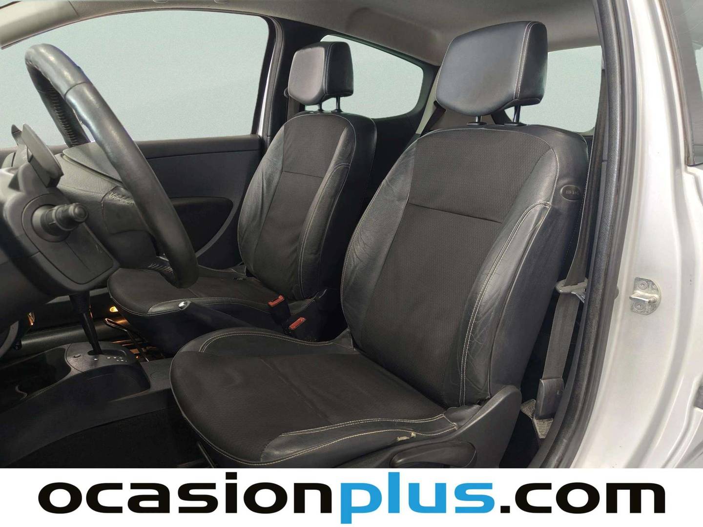 Foto asientos delanteros Renault Clio Renault Clio 1.6 16v Exception2 Auto (110 CV)