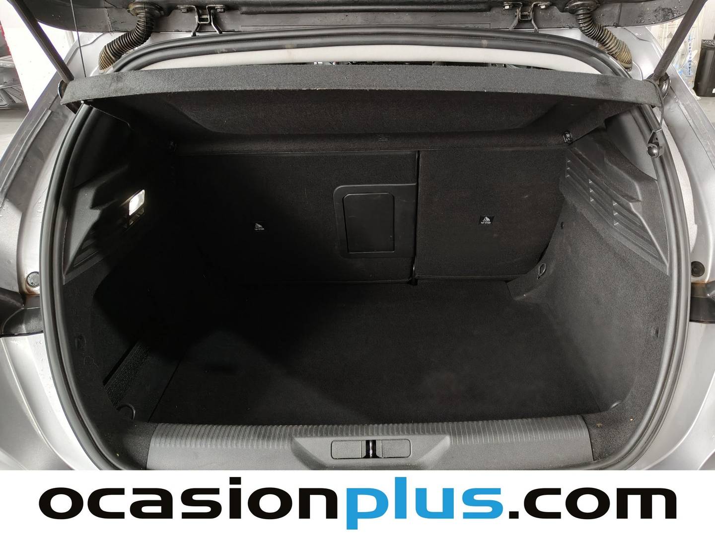 Foto Peugeot 308 Peugeot 308 BlueHDi 130 S&S Allure EAT8 (130 CV)