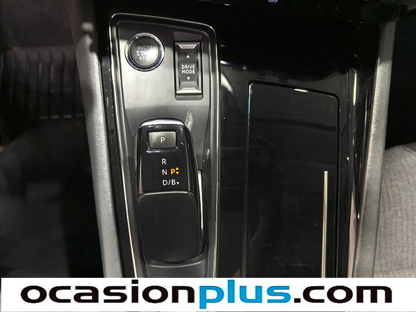 Foto Peugeot 508 Hybrid Peugeot 508 Allure Pack Hybrid e-EAT8 (225 CV)