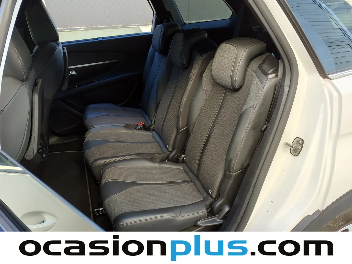 Foto Peugeot 5008 Peugeot 5008 BlueHDI 130 S&S GT Line EAT8 (130 CV) 7 Plazas