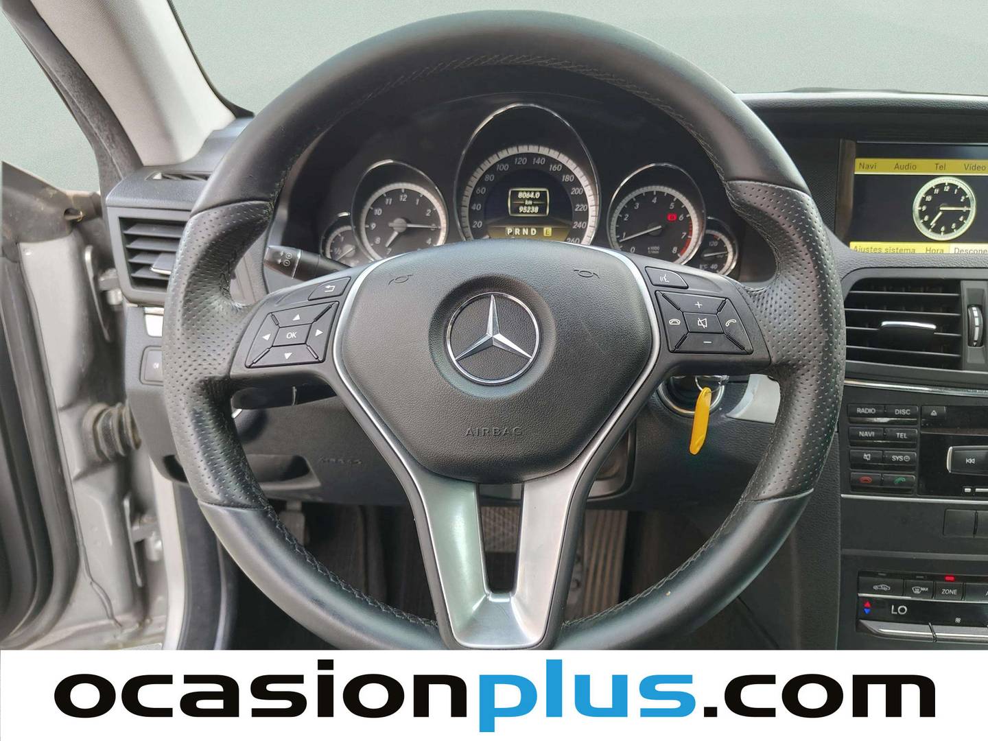 Mercedes Clase E Mercedes Clase E 200 CGI Coupé Blue Efficiency Elegance (184 CV) 2011