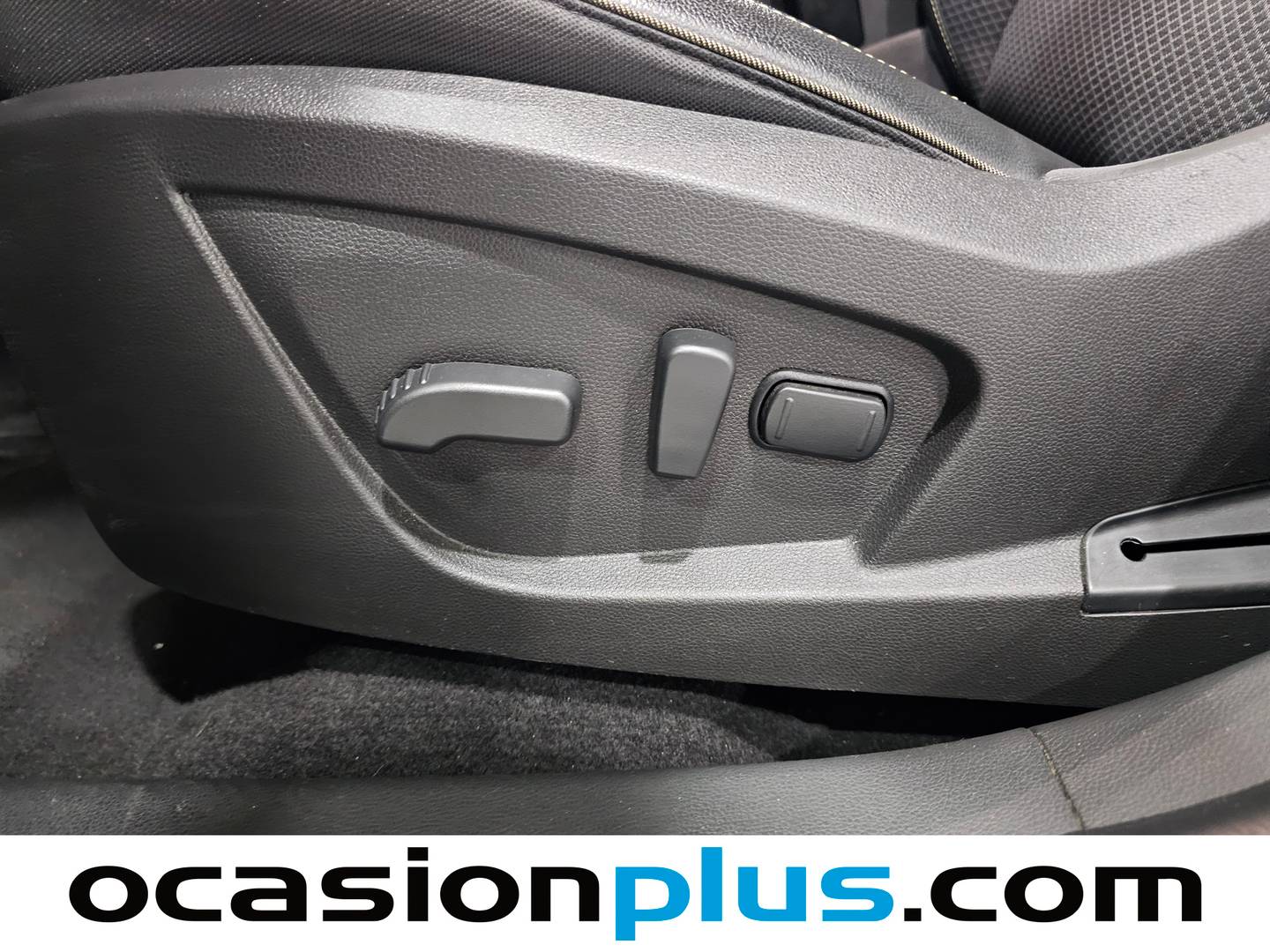 Acabados Renault Arkana Renault Arkana Techno TCe 140 Mild hybrid EDC (140 CV)