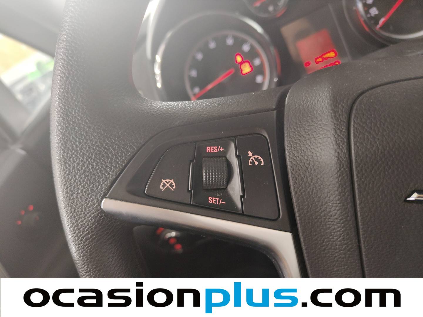 Equipamiento del Opel Astra Opel Astra 1.6 Enjoy (115 CV)