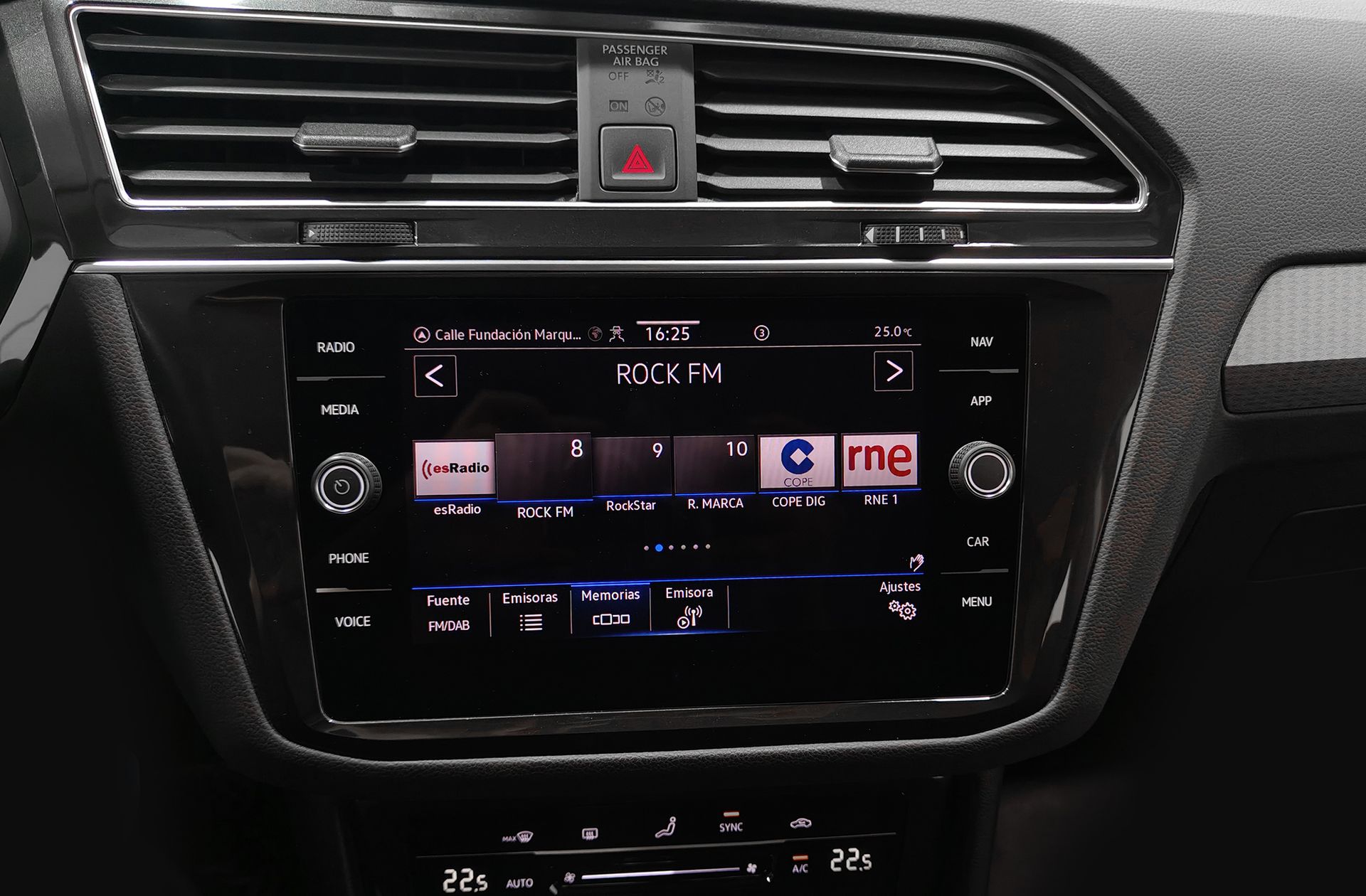Volkswagen Tiguan Life 2.0 TDI DSG - foto 34