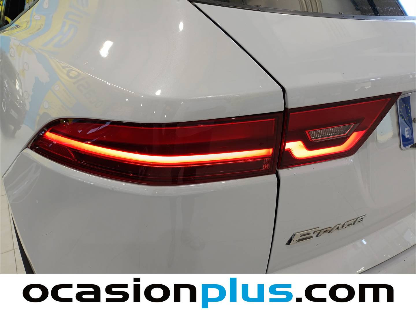 Jaguar E-Pace Jaguar E-PACE 2.0D R-Dynamic 4WD Auto (150 CV) al mejor precio