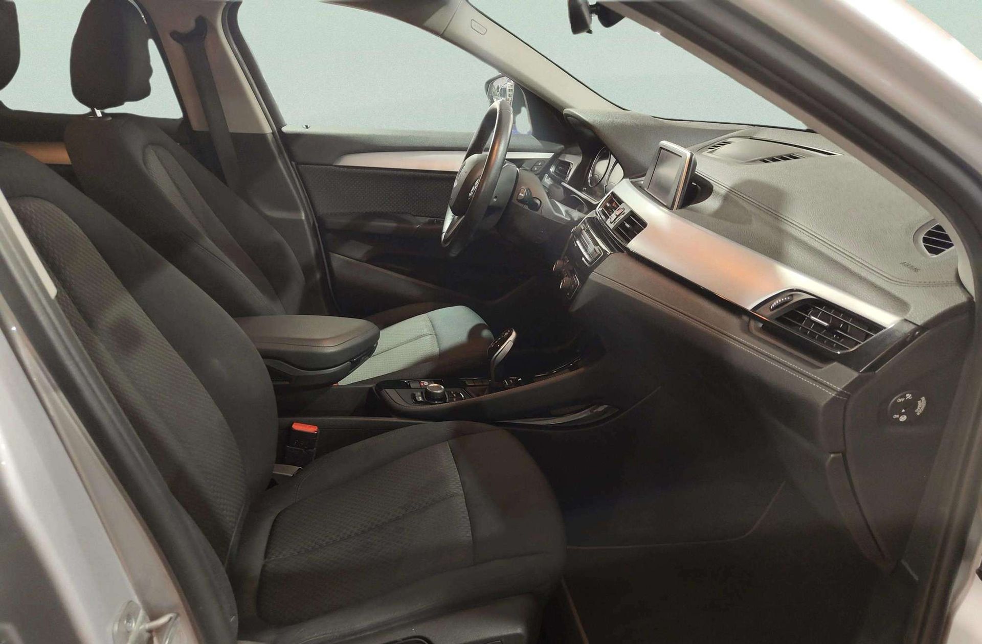 BMW X2 sDrive16d - foto 19