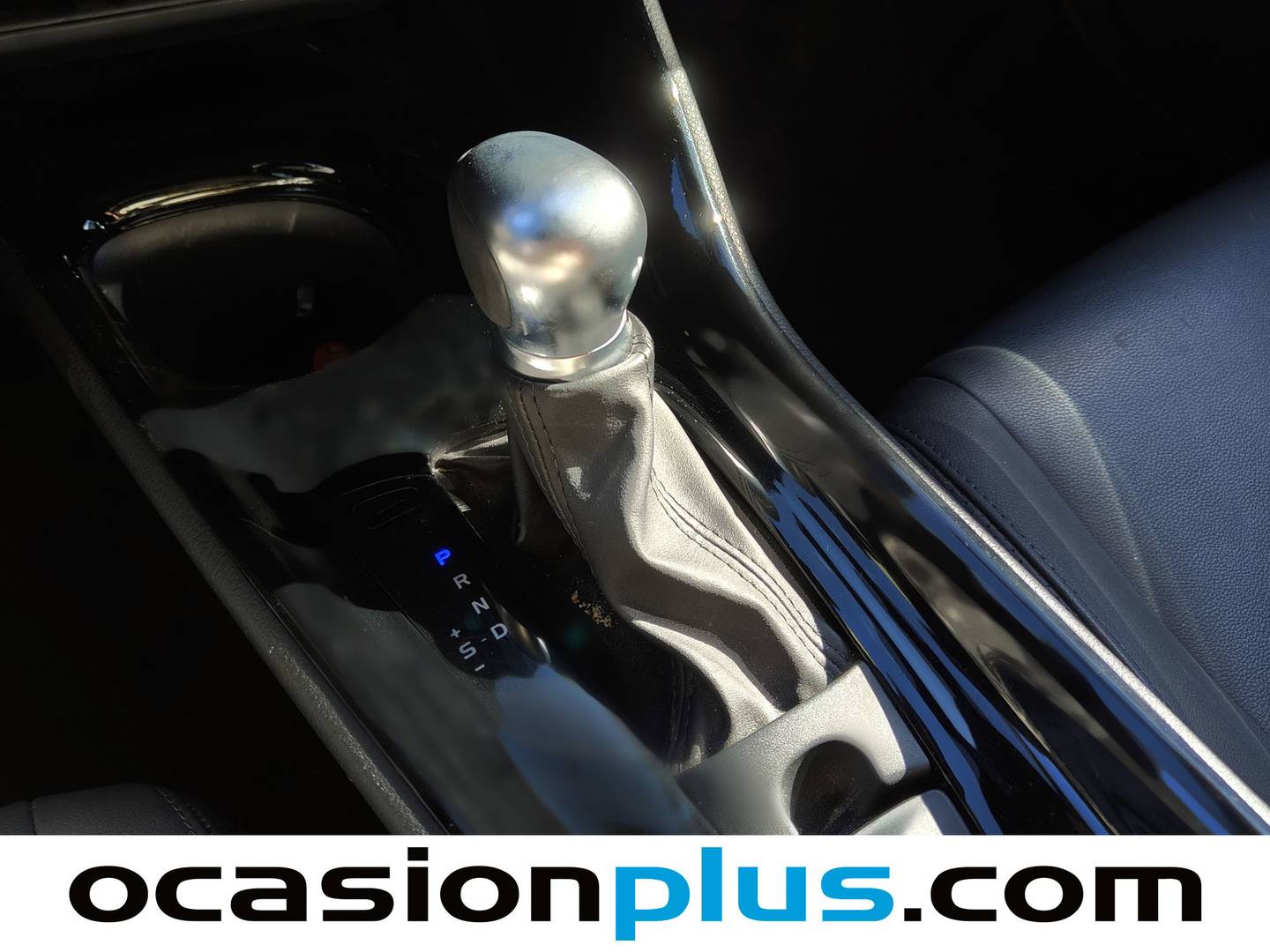 Toyota C-HR Toyota C-HR 180H Advance Luxury (184 CV) de ocasión